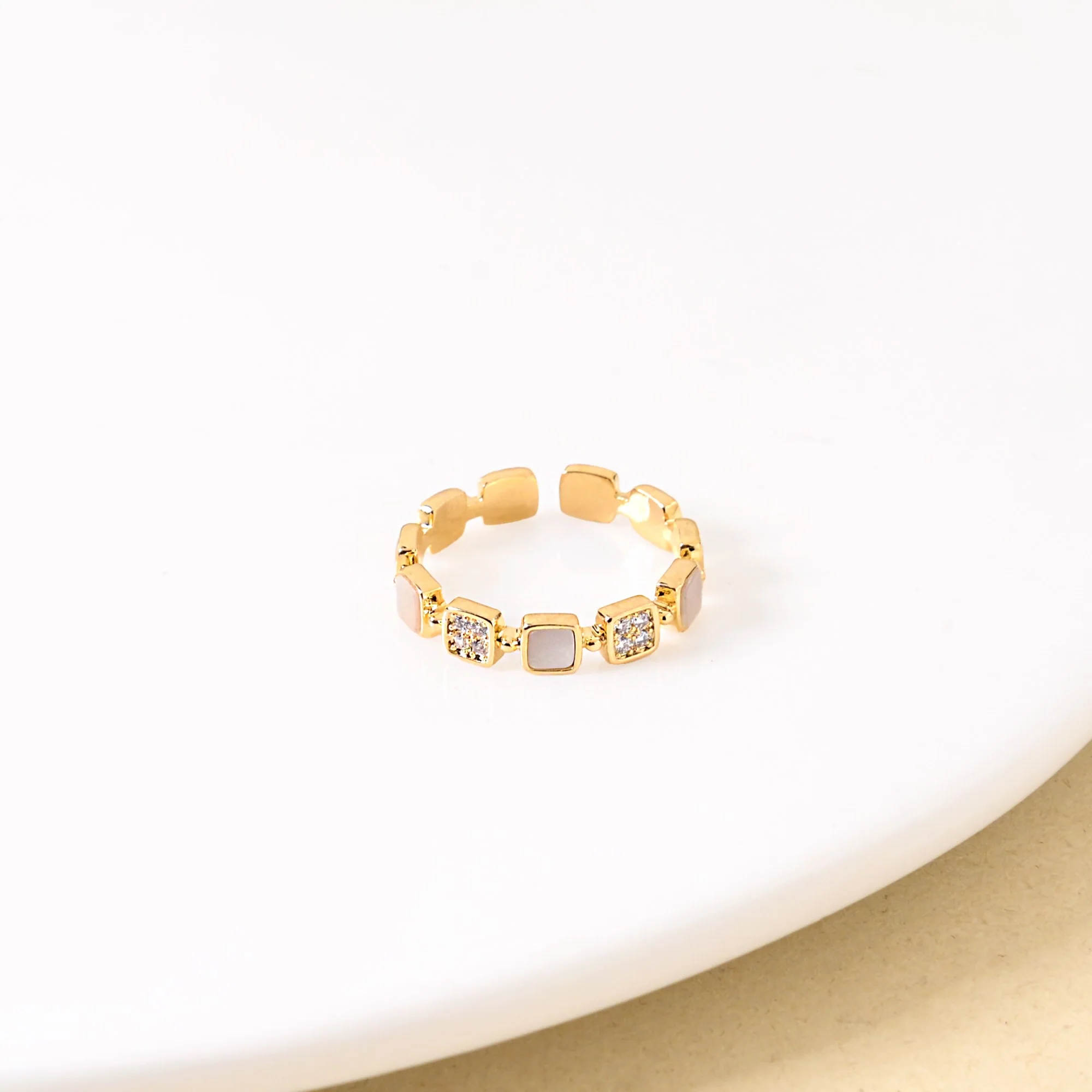 The Gilded Nexus Gold Ring - Image 5