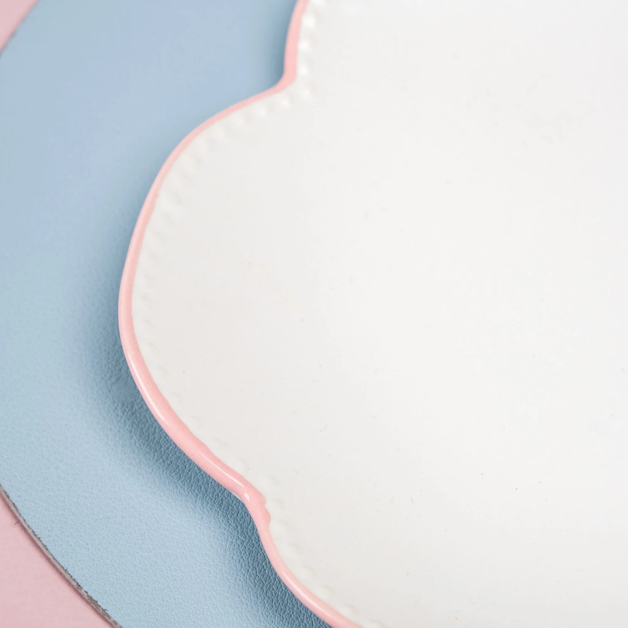 Thought Bubble Plates - Image 8