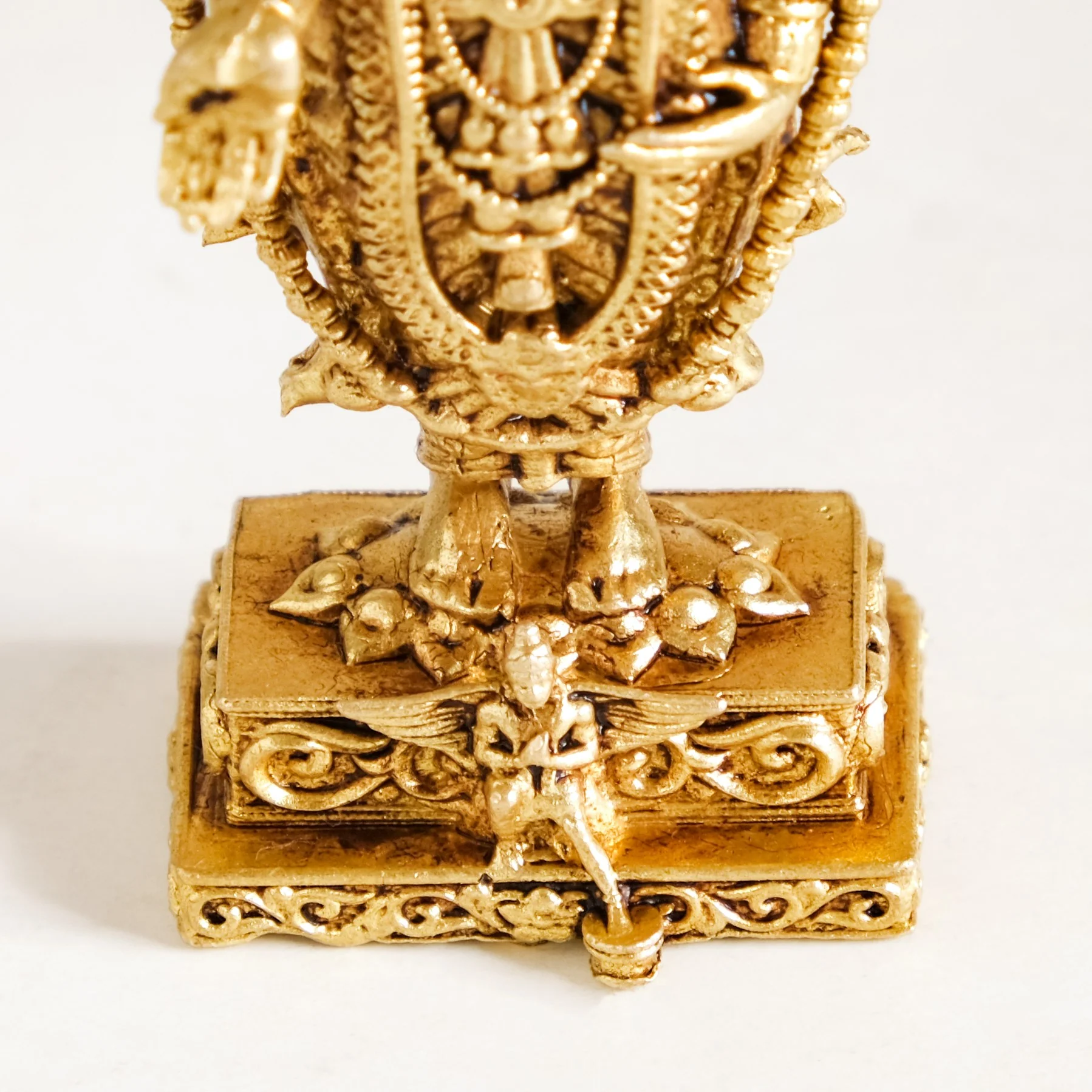 Tirupati Balaji Fine Carving Jewellery Finish Pure Brass Idol 7cm - Image 9