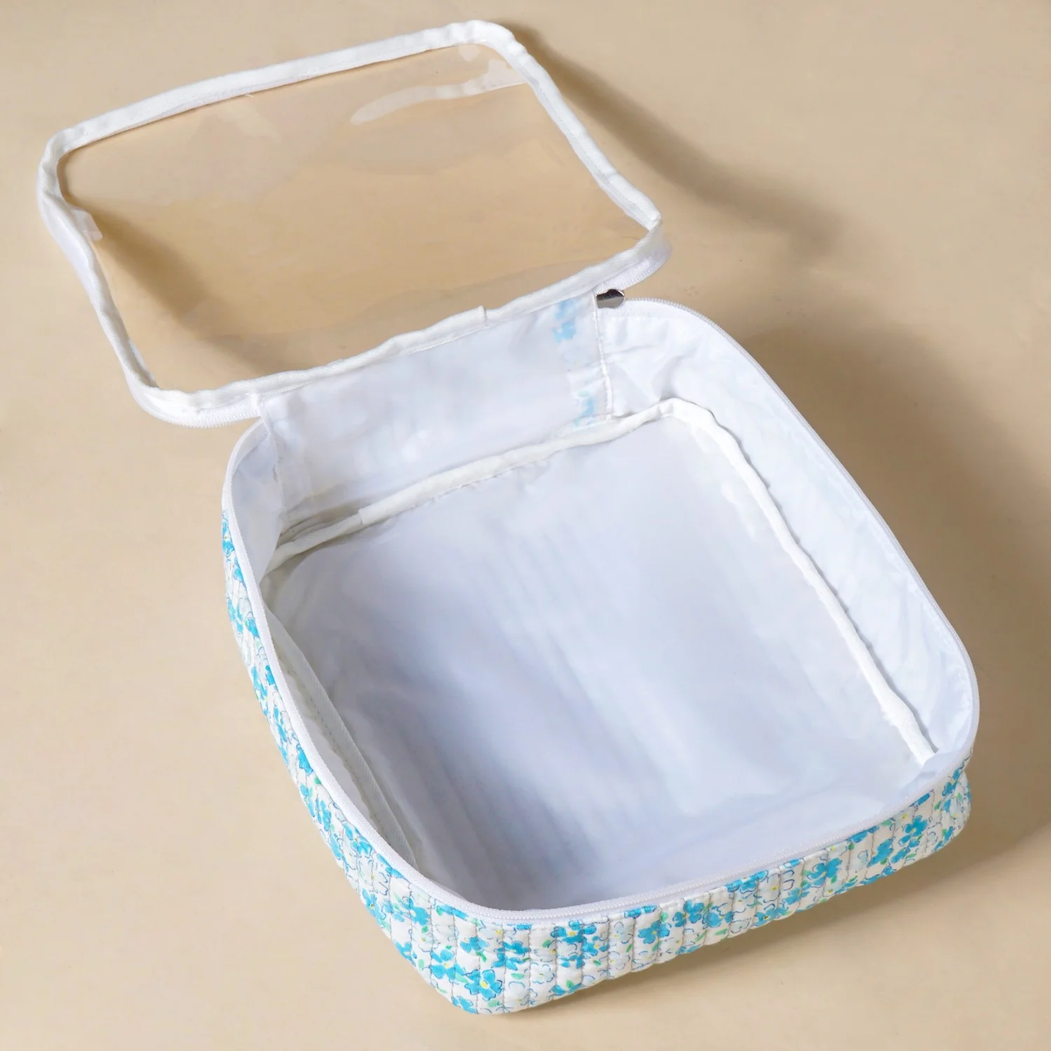 Travel Essential Suitcase Organiser Set Of 4 - Image 10