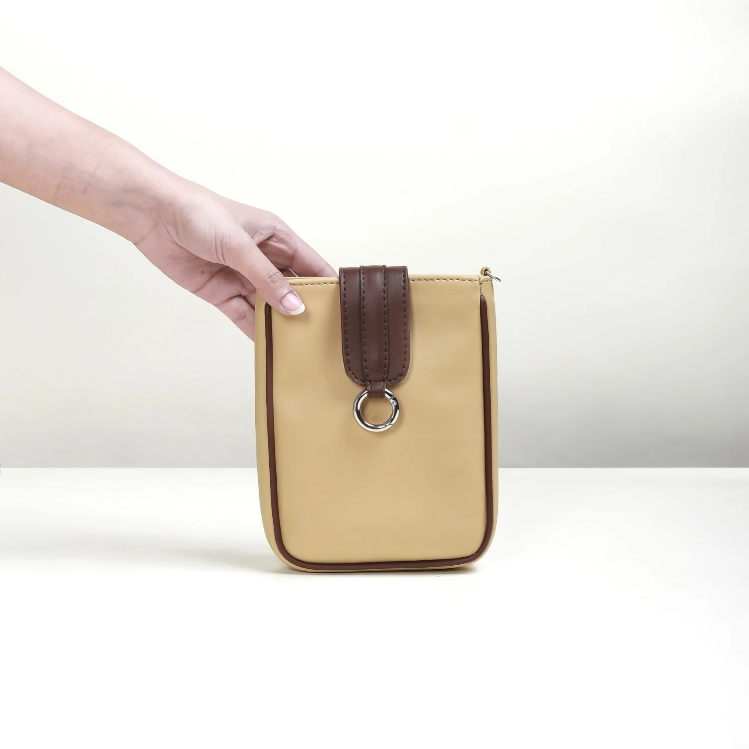 Trendy Tote Bag For Women Beige - Image 8