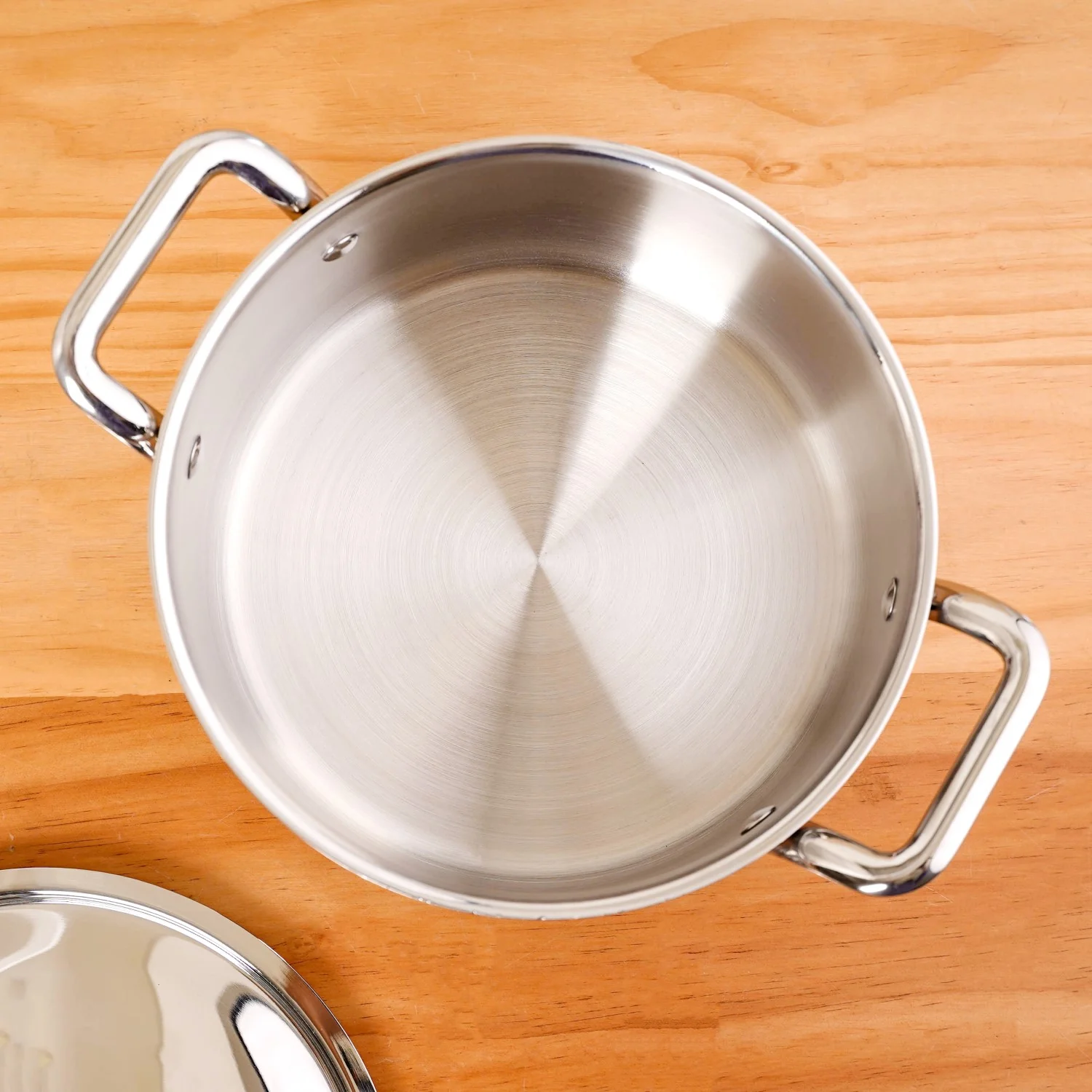 Tri Ply Stainless Steel Casserole Pot With Lid 4000ml - Image 7