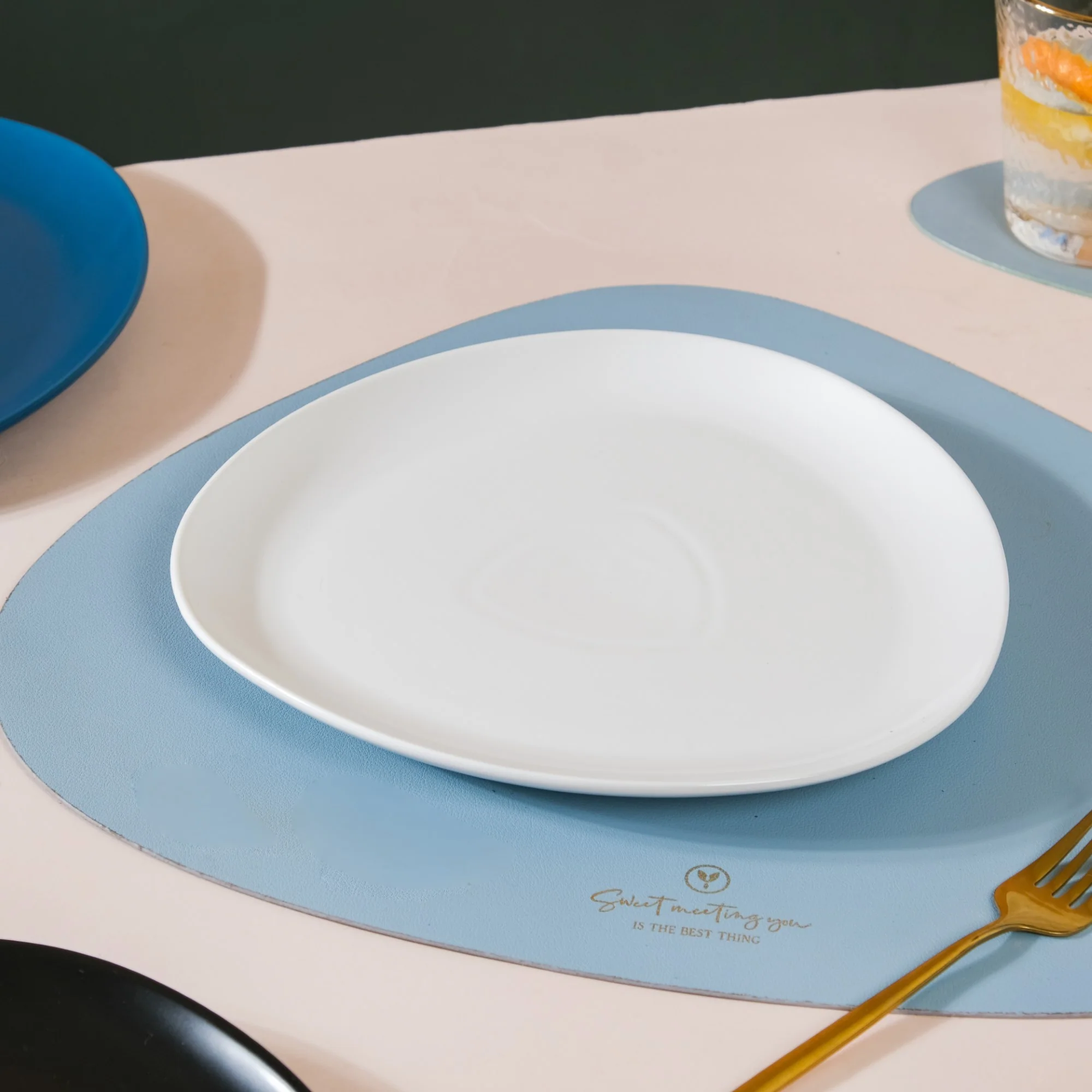 Triangle Plate - Image 7