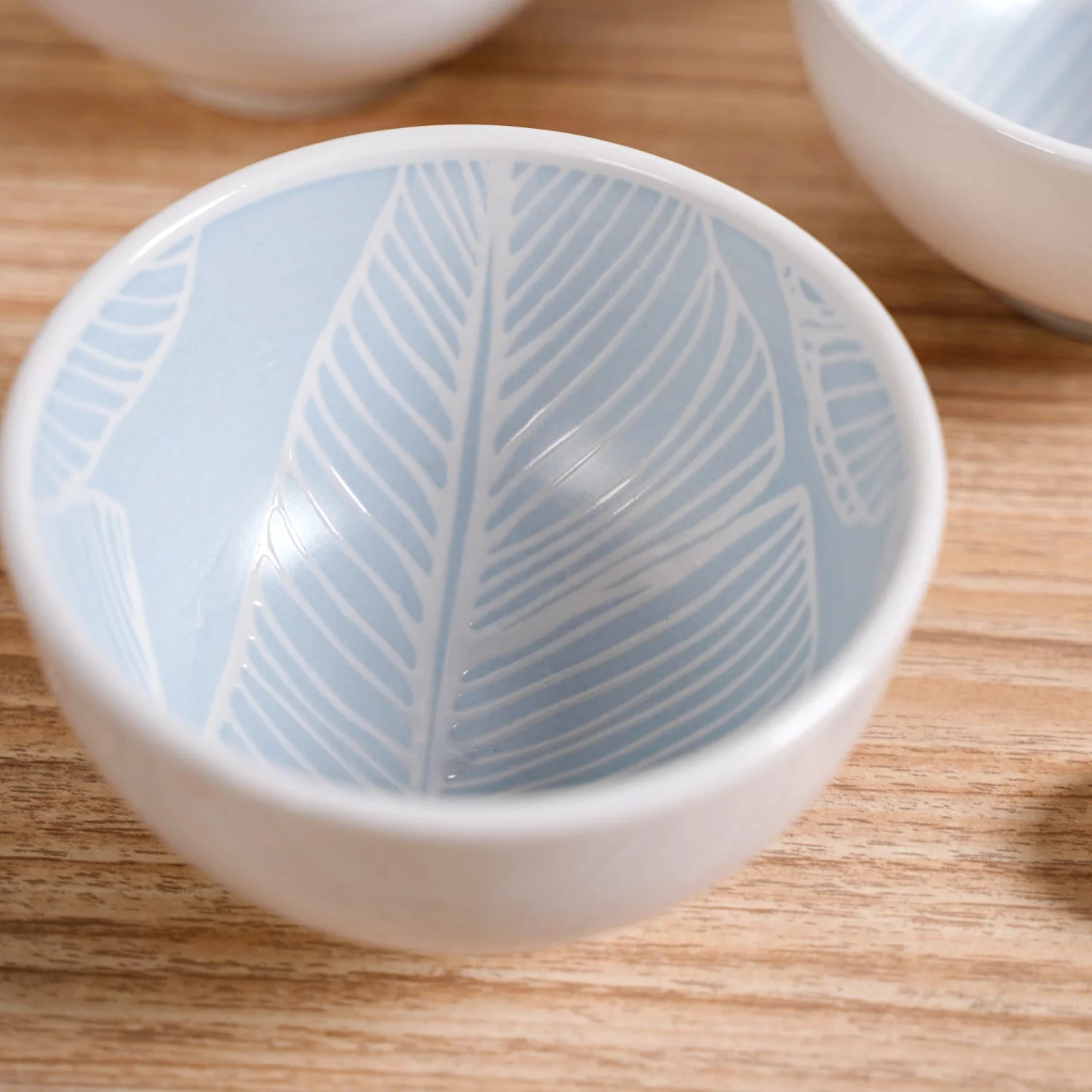Tropica Baby Blue Printed Ceramic Snack Bowl Set Of 4 325ml - Image 7