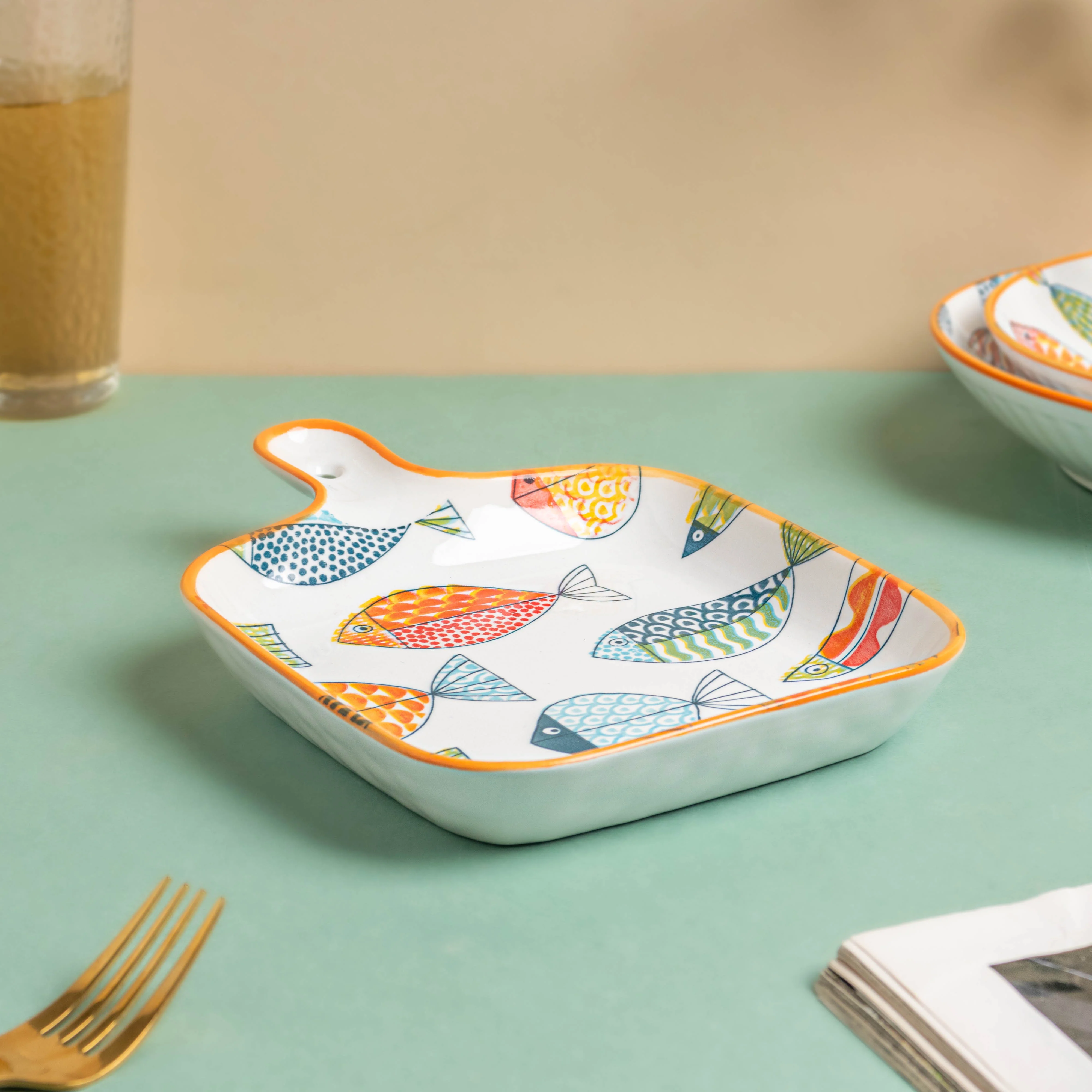 Ukiyo Ceramic Baking Plate With Handle - Image 4