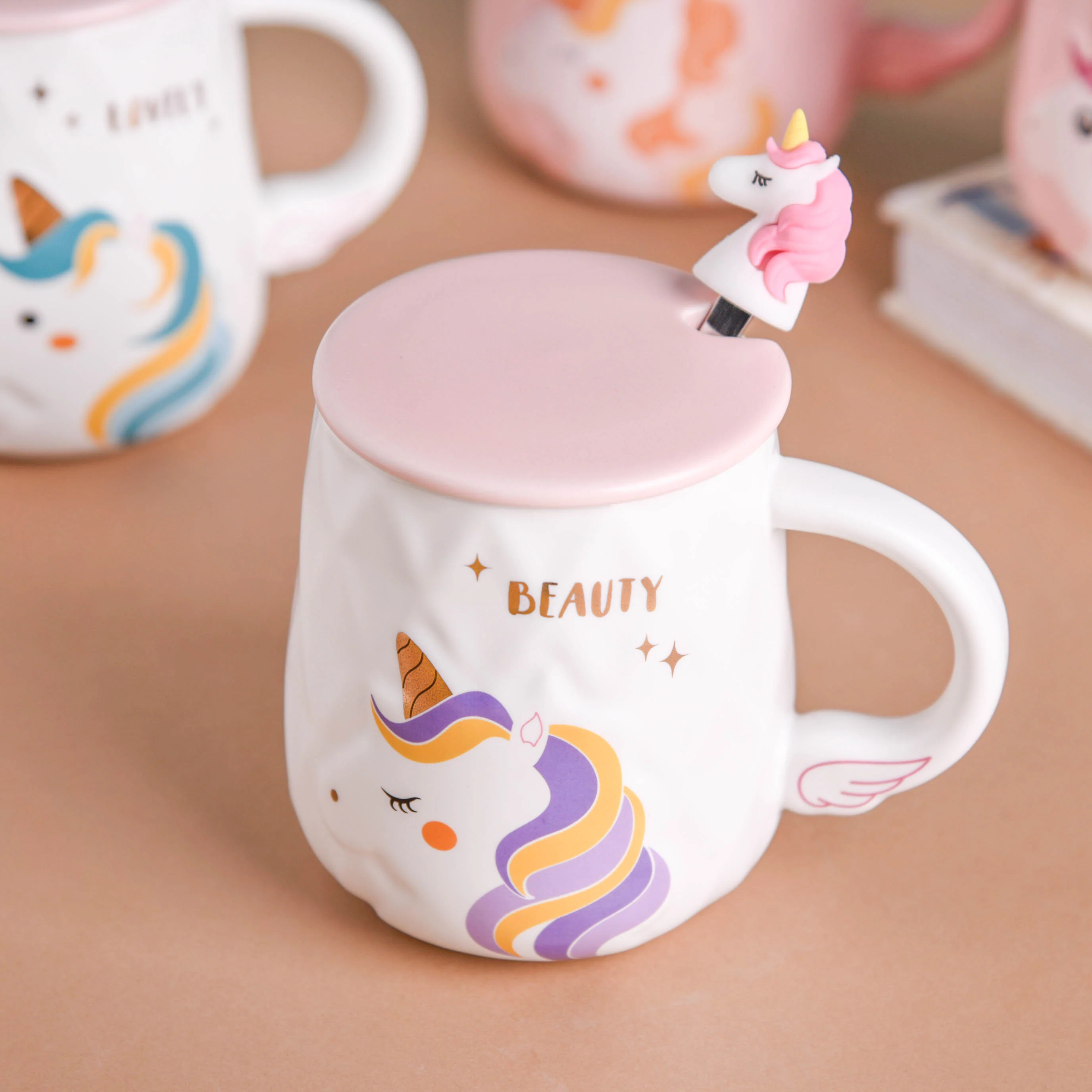 Unicorn Mug With Lid And Spoon - Image 5
