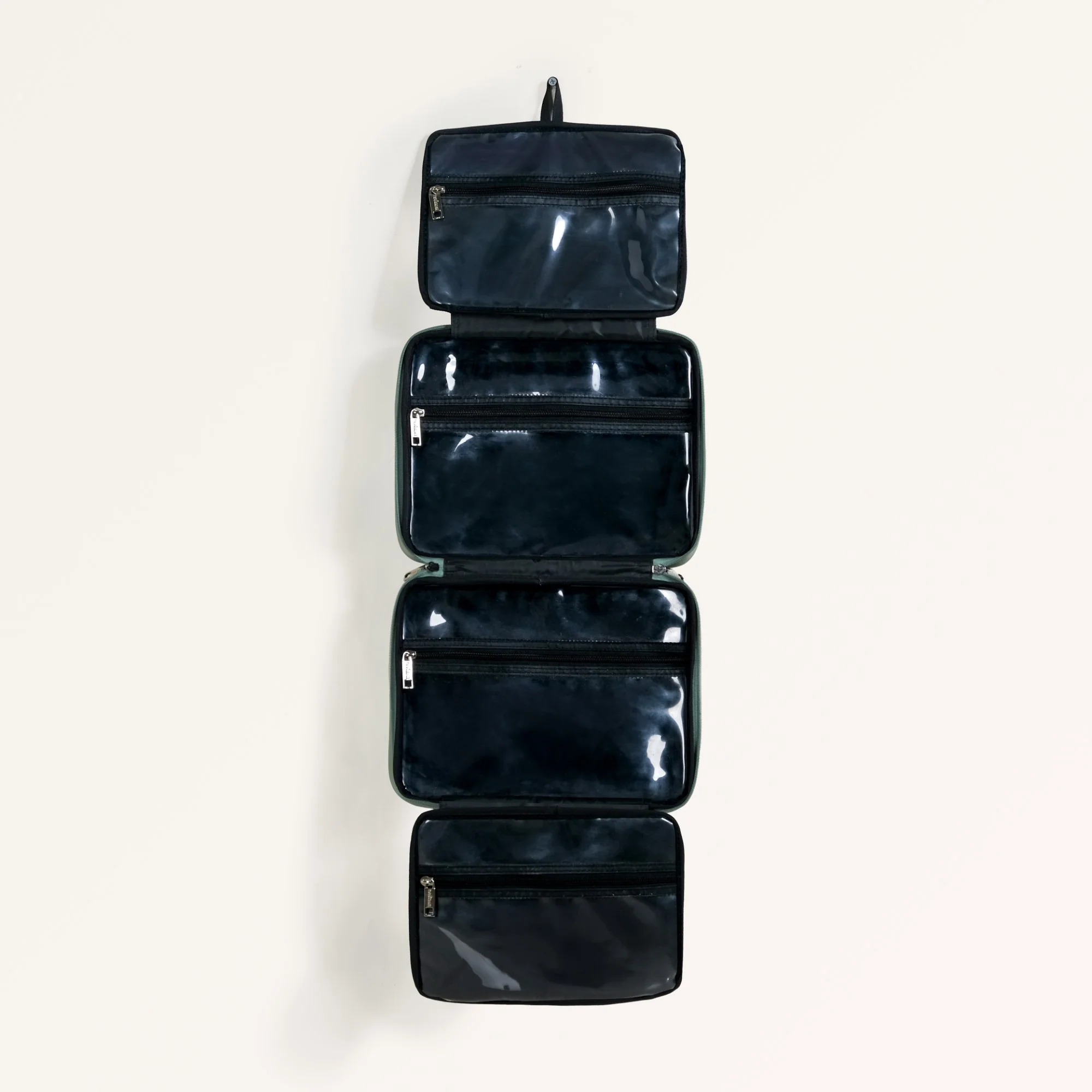 Vegan Leather Travel Kit Green - Image 9
