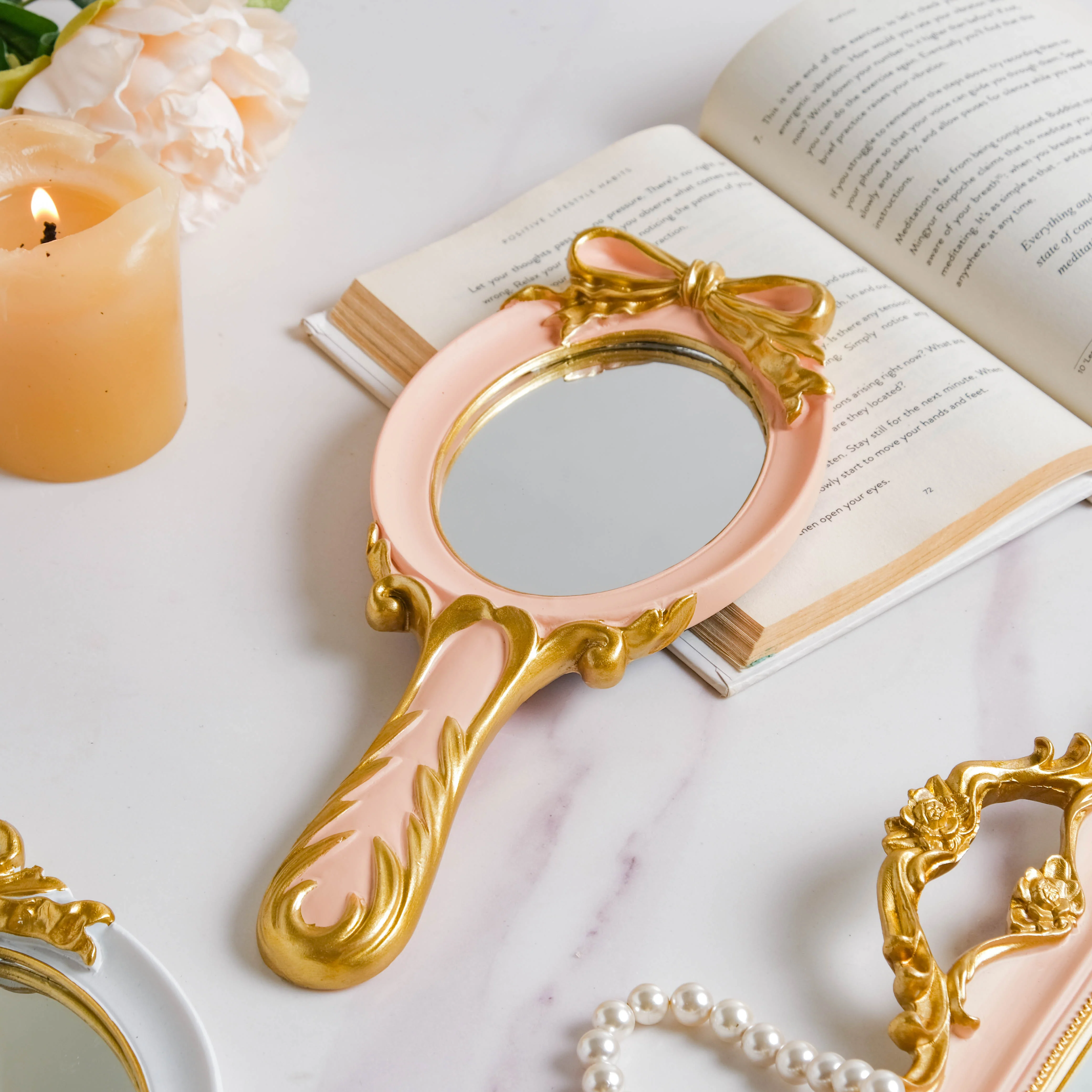 Venus Vanity Handheld Mirror Pink - Image 4