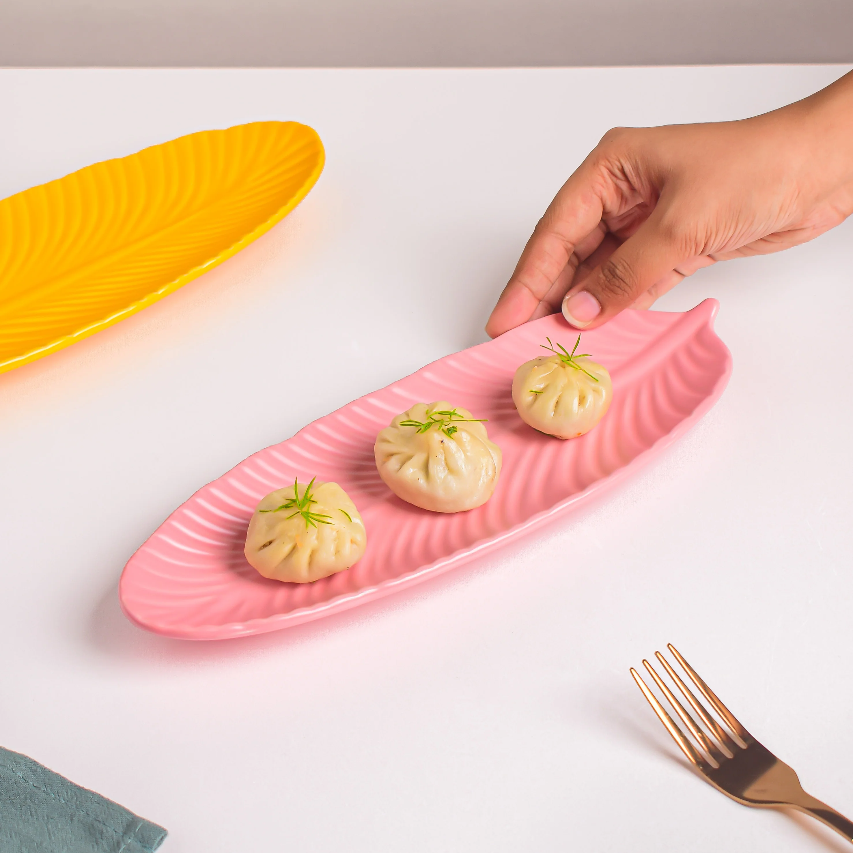 Very Berry Leaf Platter - Image 2