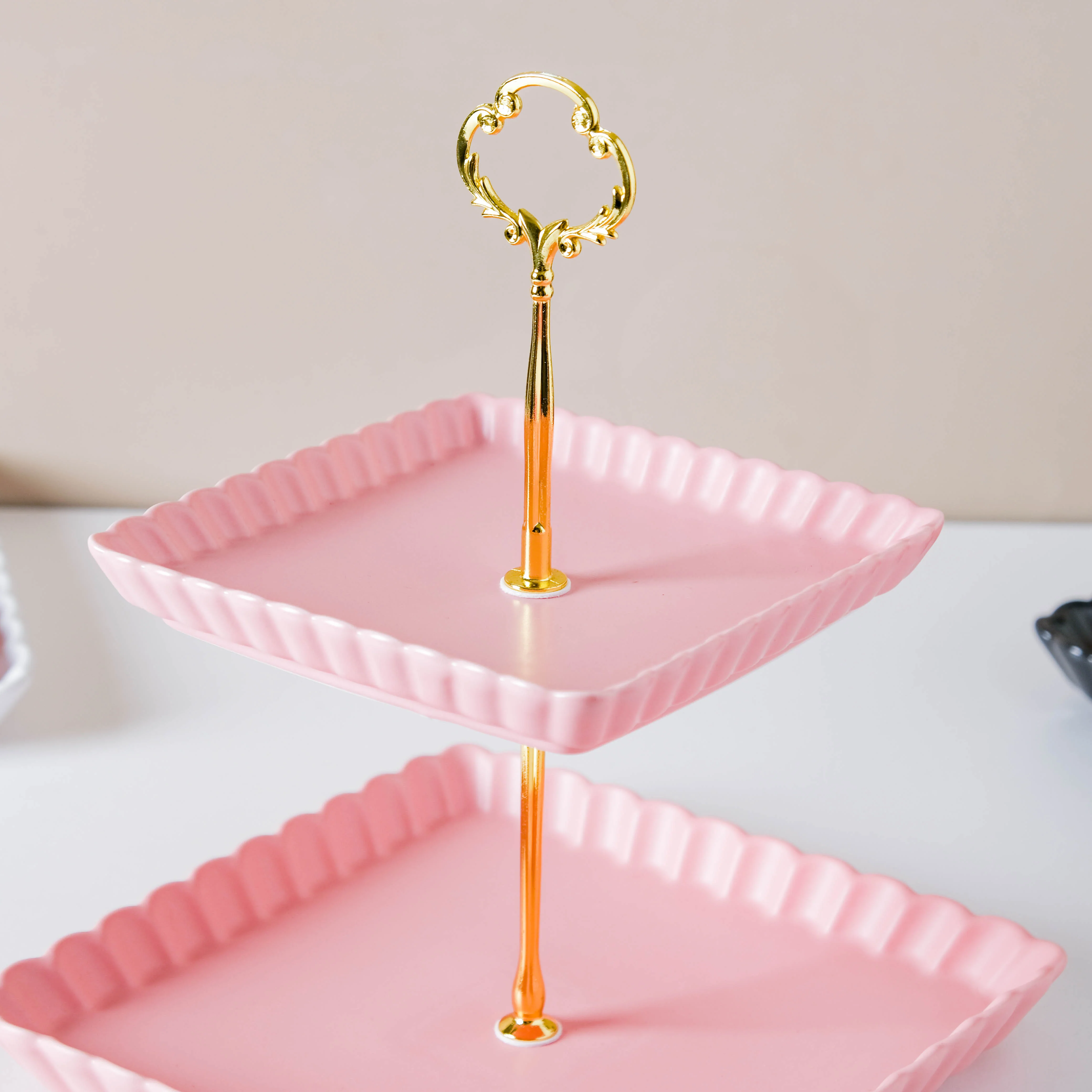 Very Berry Square 2-tier Cupcake Stand - Image 7