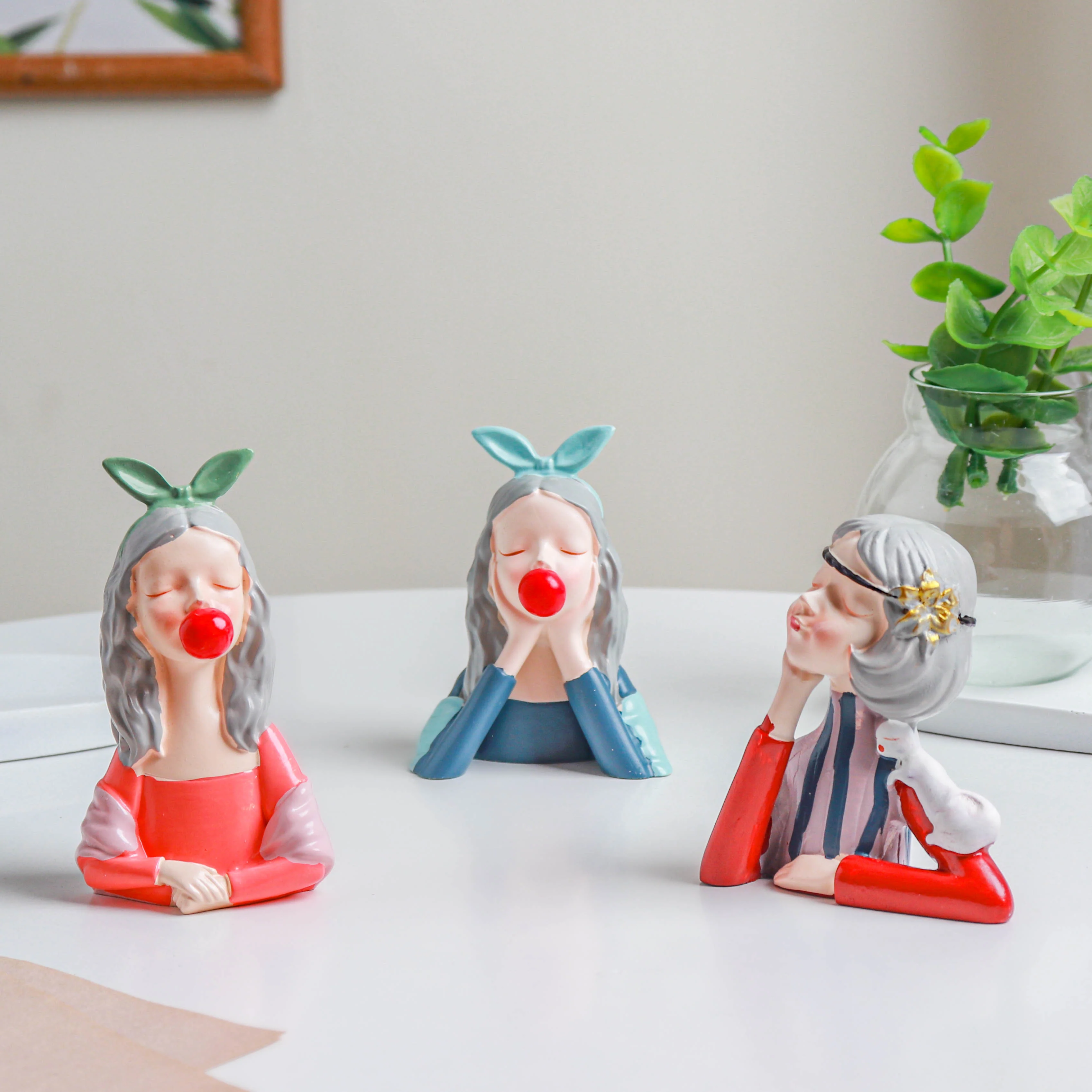 Vintage Figure Vase - Image 9