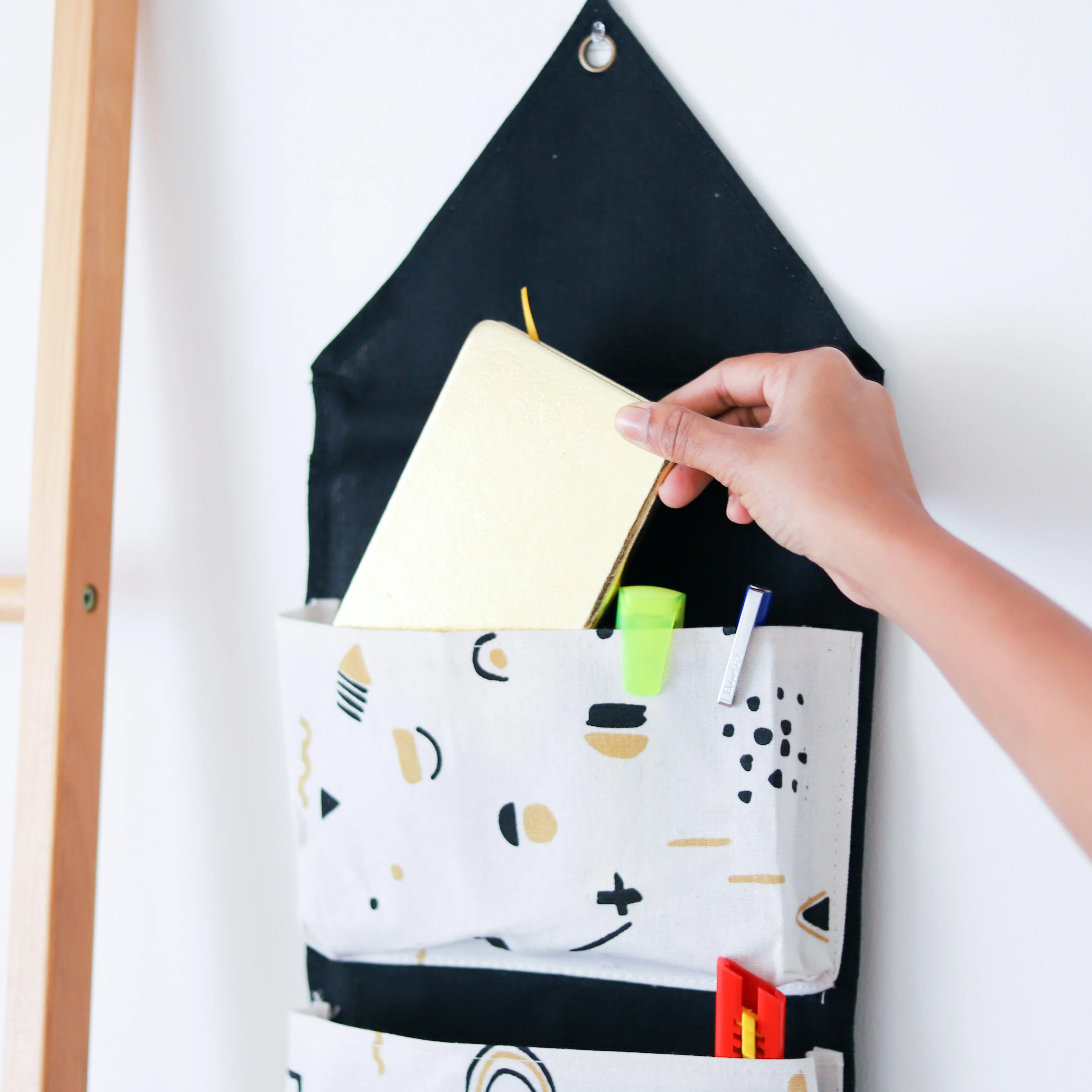 Wall Hanging With Pockets - Image 4