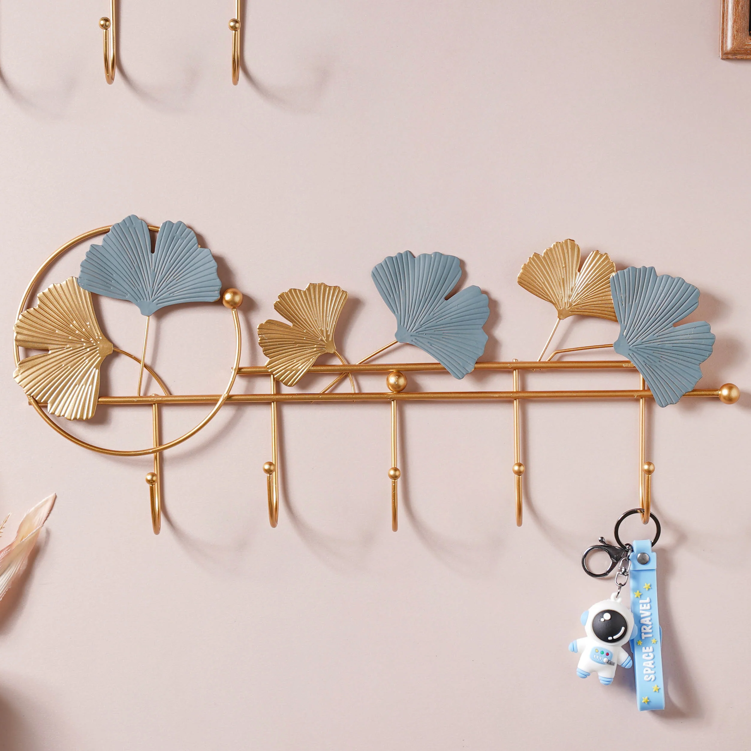 Wall Mount Hanger - Image 5