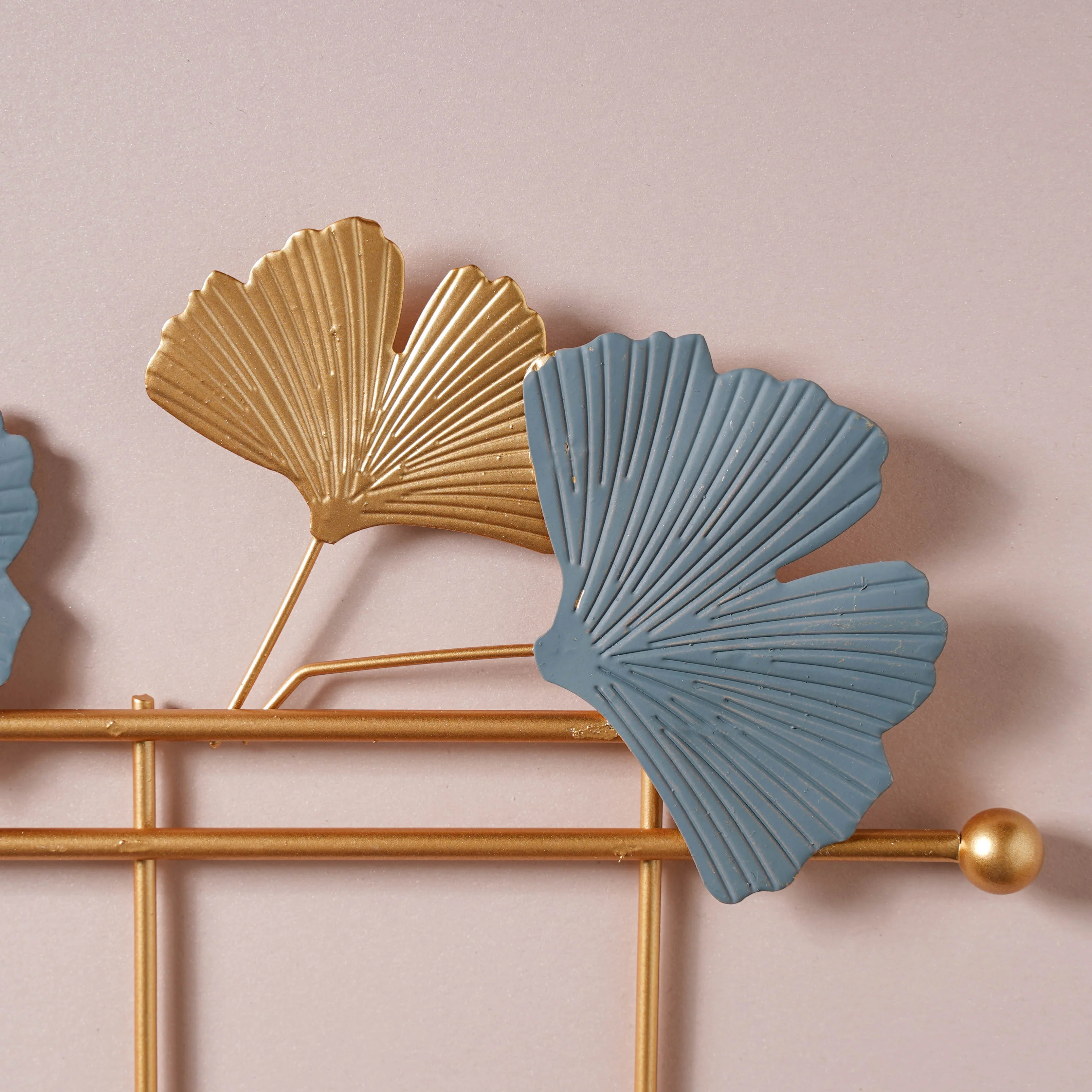 Wall Mount Hanger - Image 9