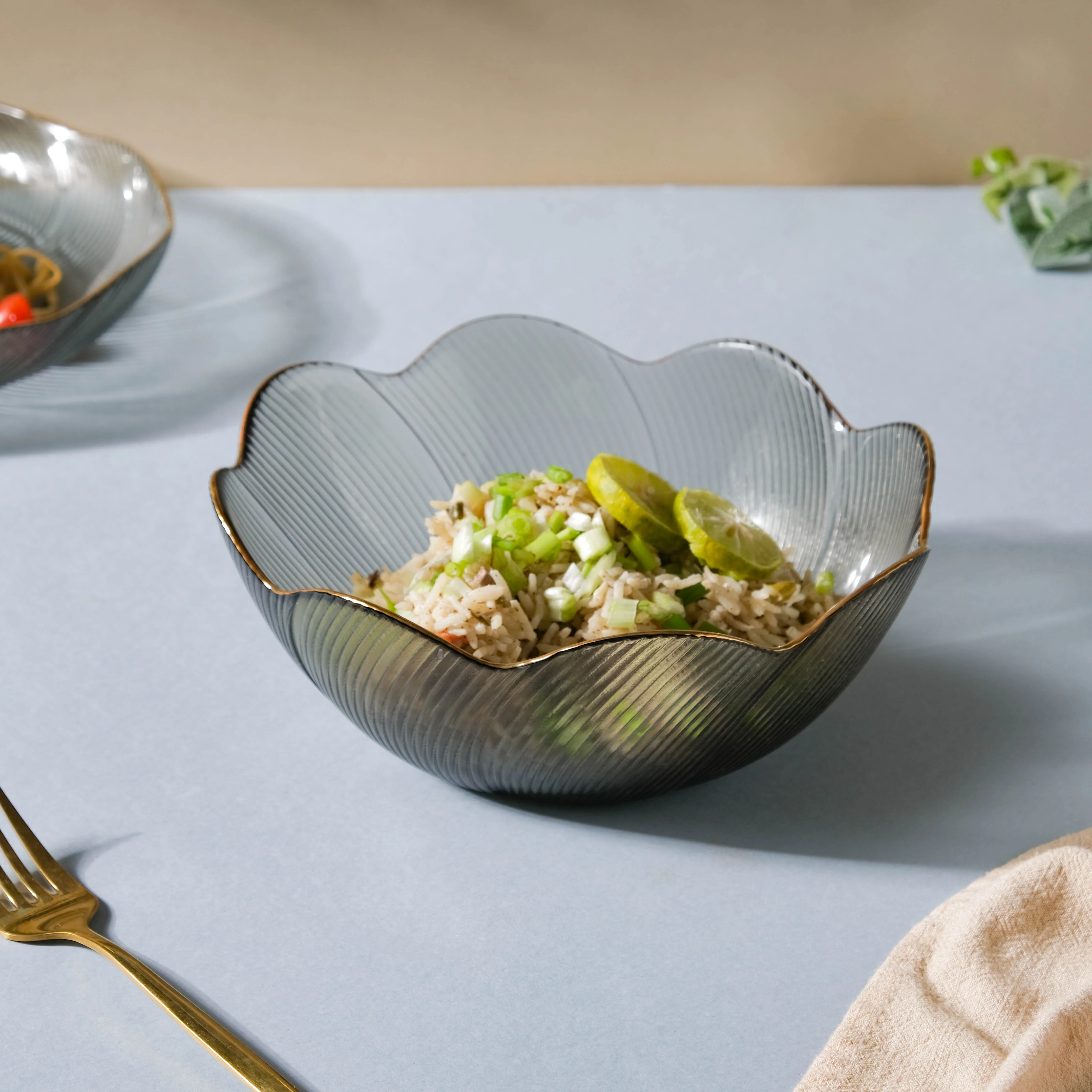 Wavy Glass Serving Bowl Grey - Image 6
