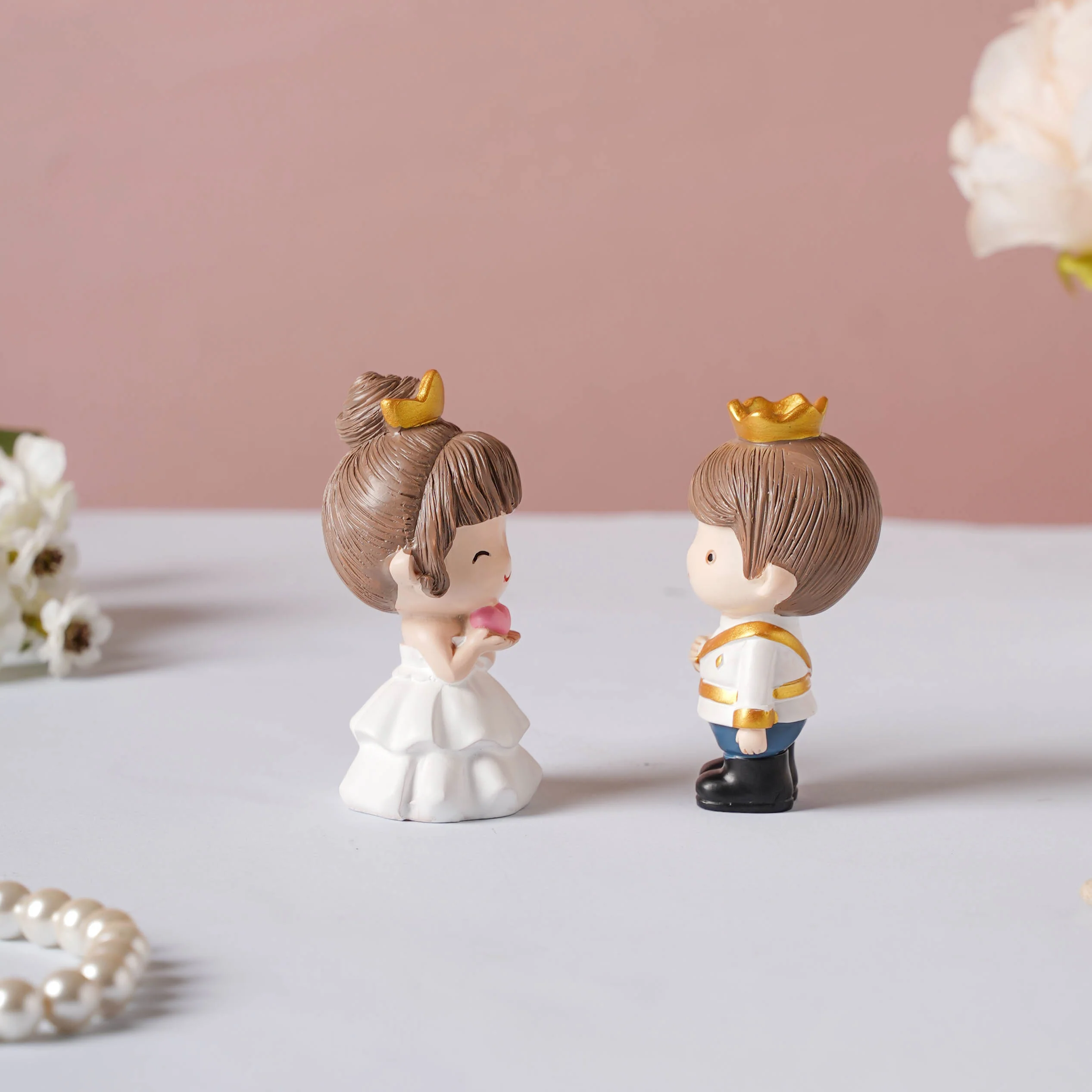 Wedding Couple Resin Showpiece Set Of 2 - Image 8