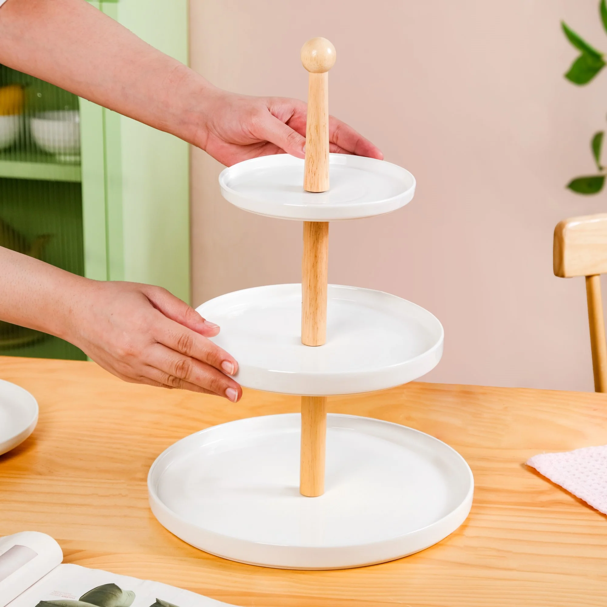 White 3 Tier Ceramic Cupcake Stand - Image 3