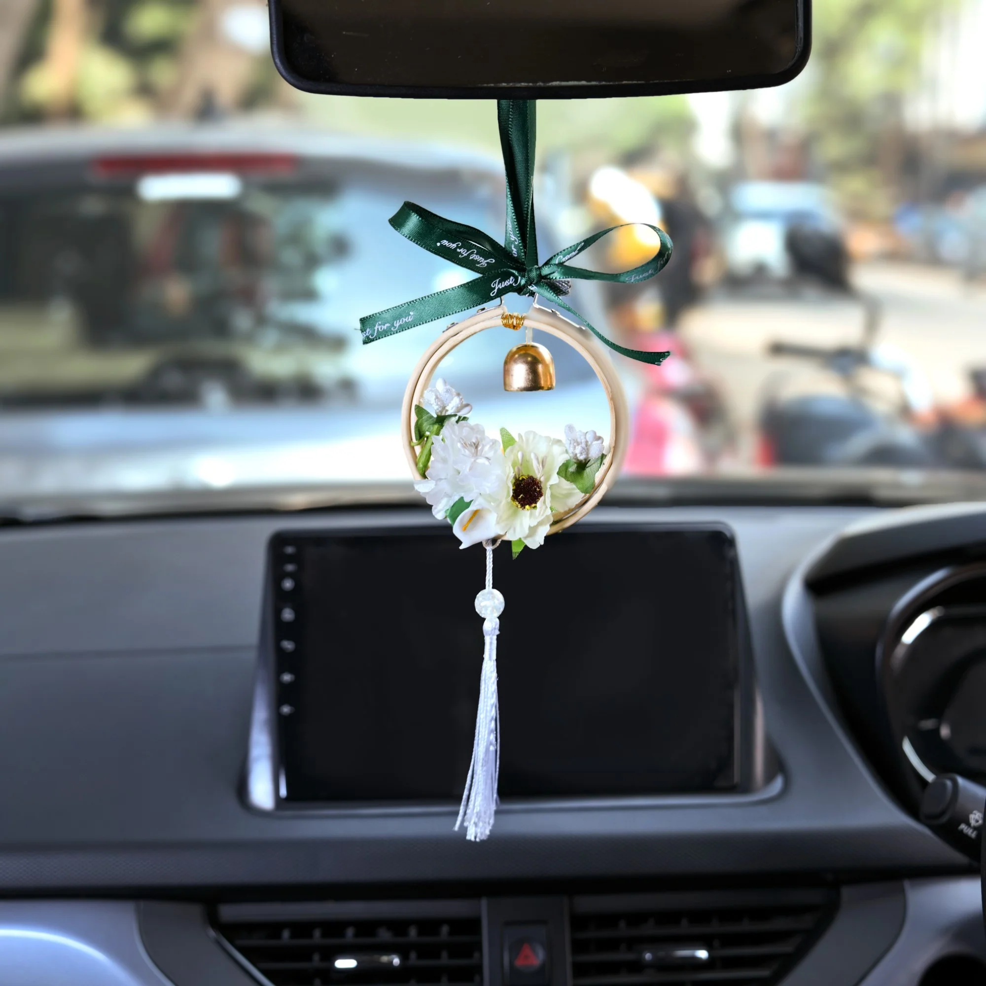 White Blooms DIY Hanging Car Accessory For Mirror - Image 2
