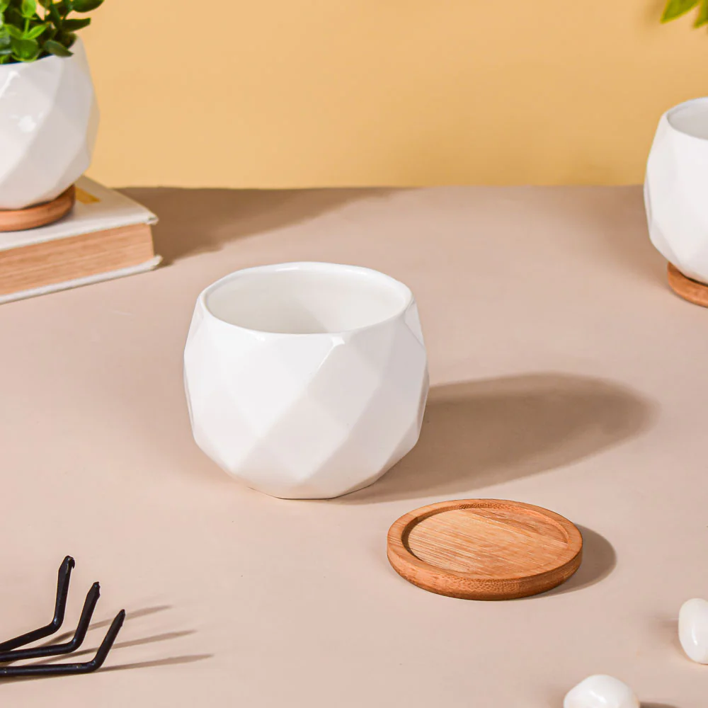 White Ceramic Planter Diamond Pattern Set Of 4 - Image 6
