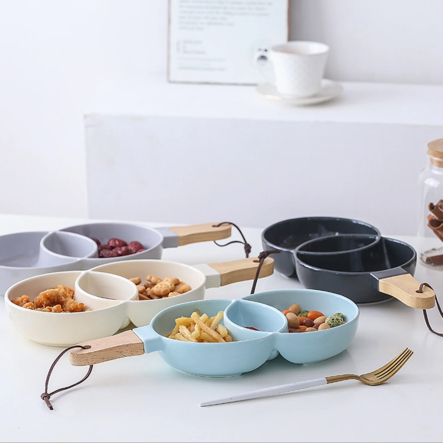 White Chip and Dip Bowl 500 ml - Image 3