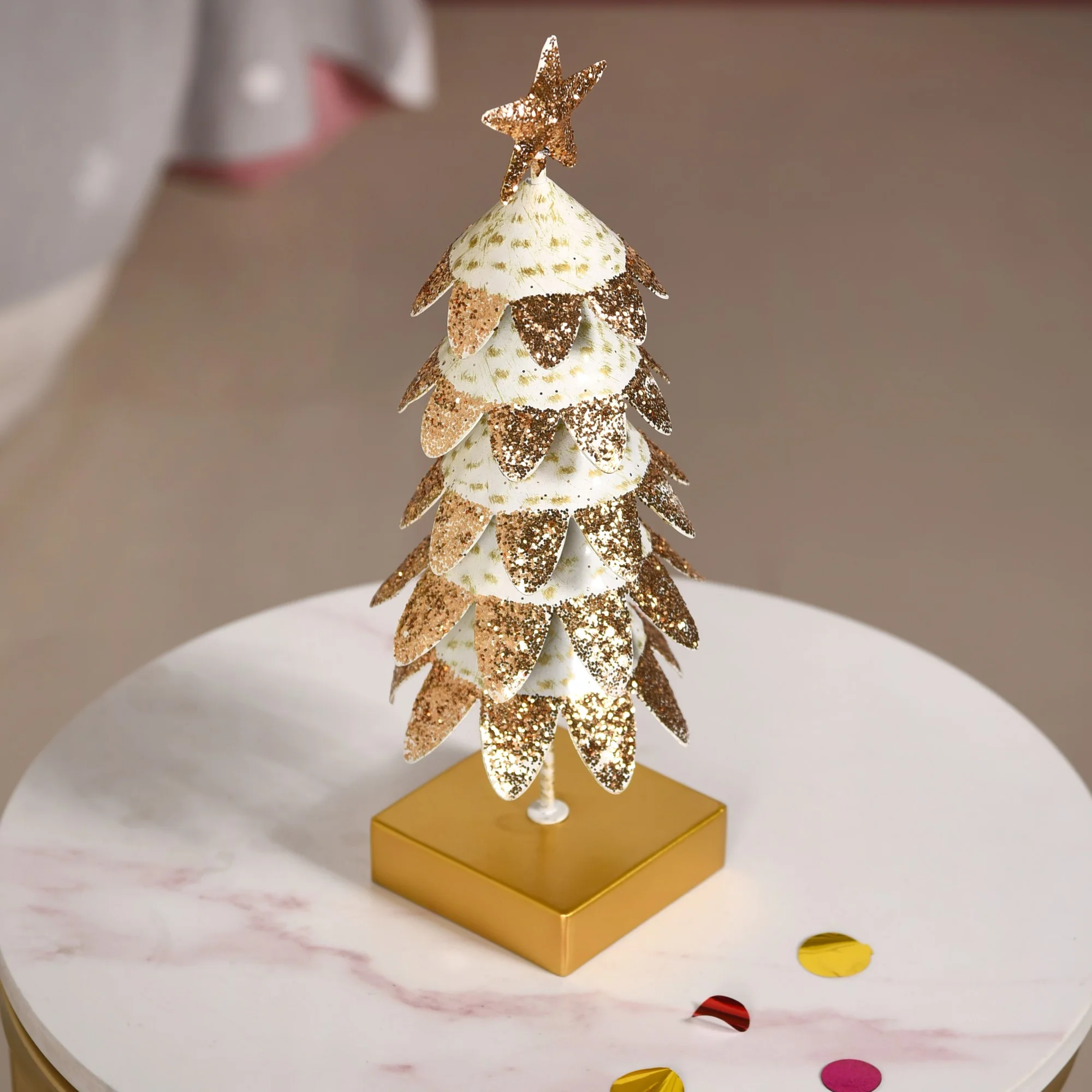 White Christmas Tree With Gold Glitter Showpiece - Image 5