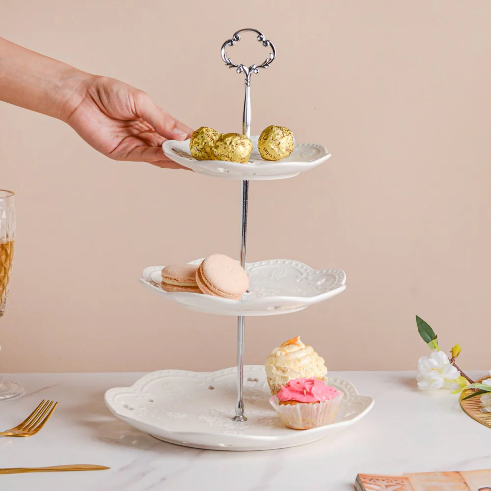 White Crochet Ceramic 3-tier Cupcake Stand - Image 2