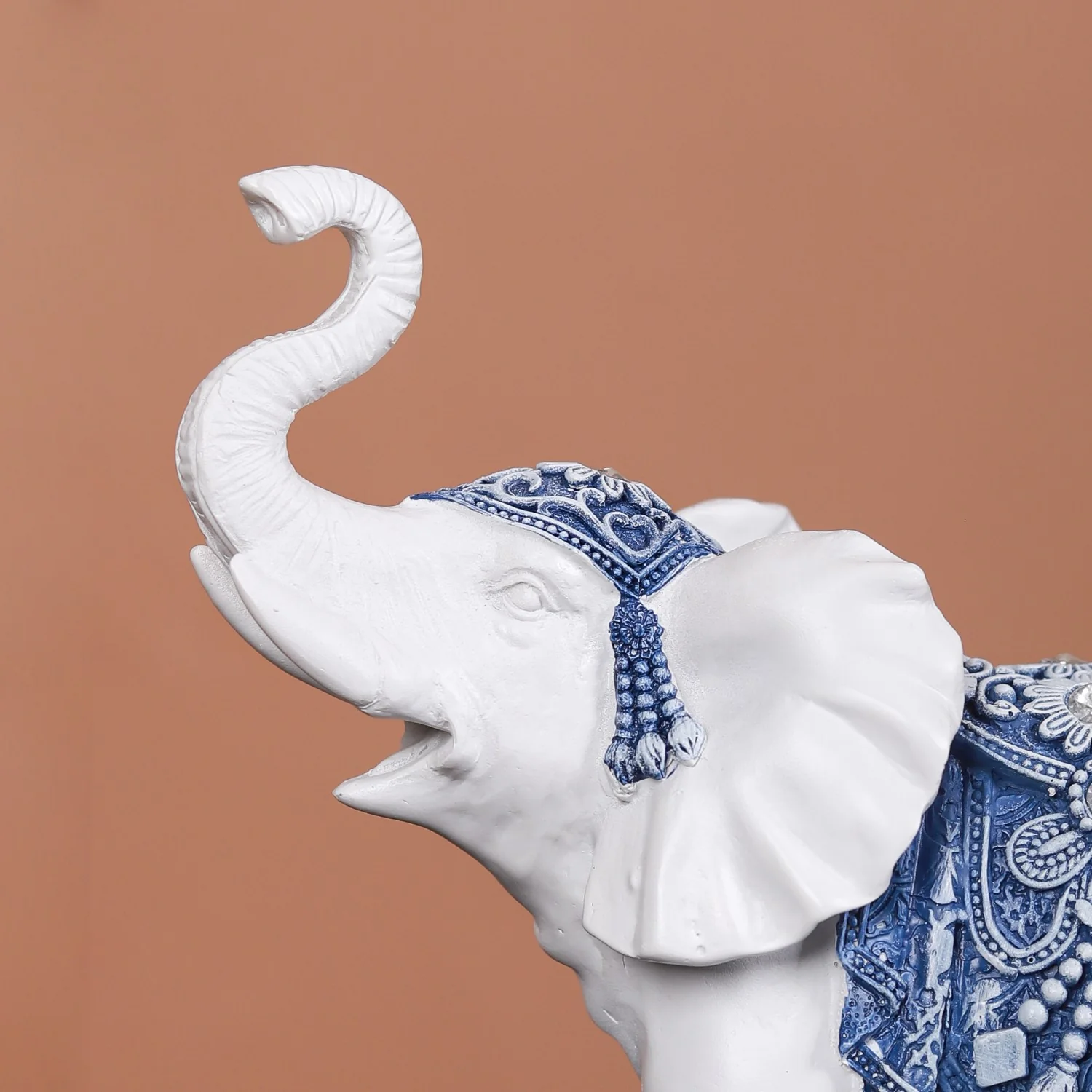 White Elephant Figurine - Image 10