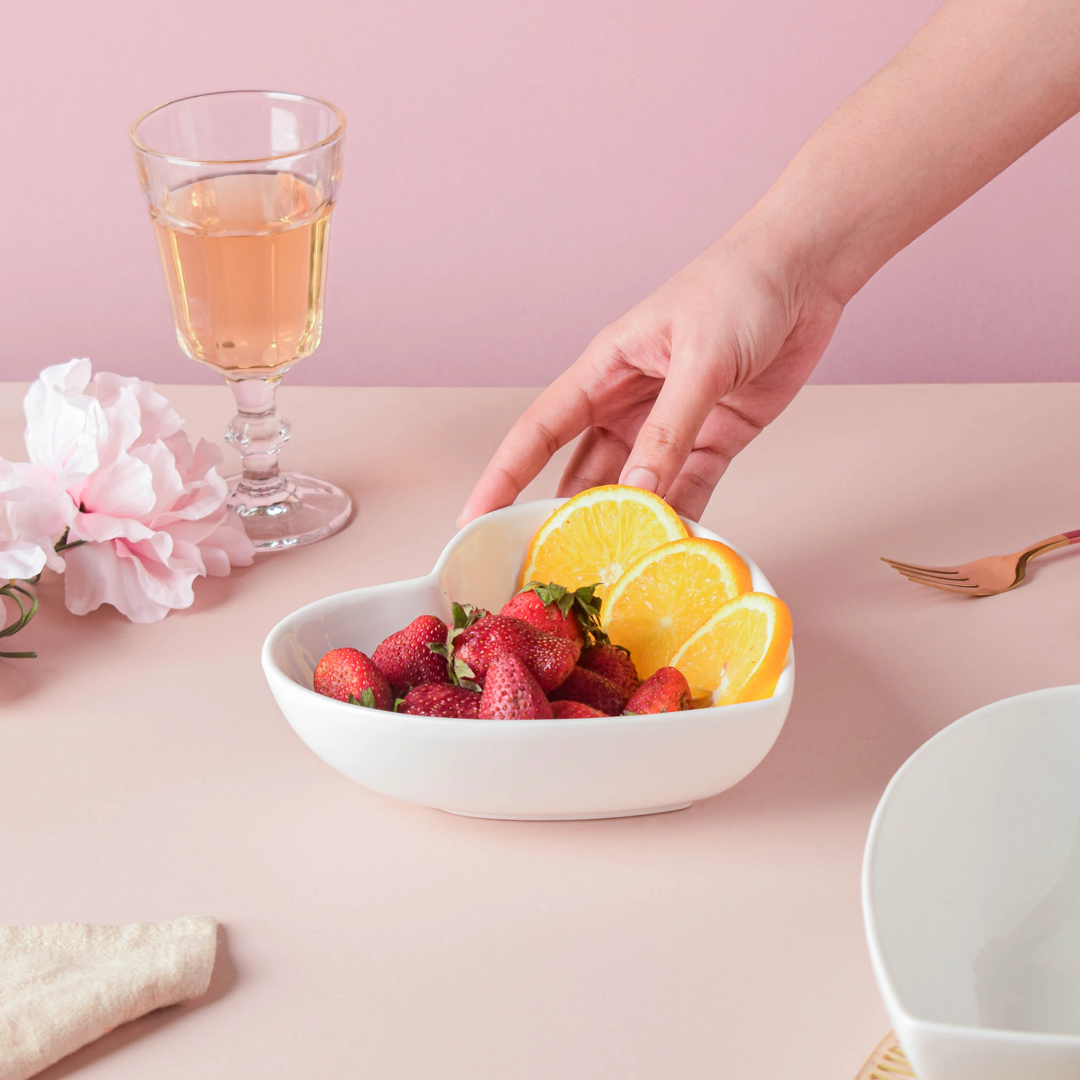 White Heart Fruit Bowl 420 ml - Image 2