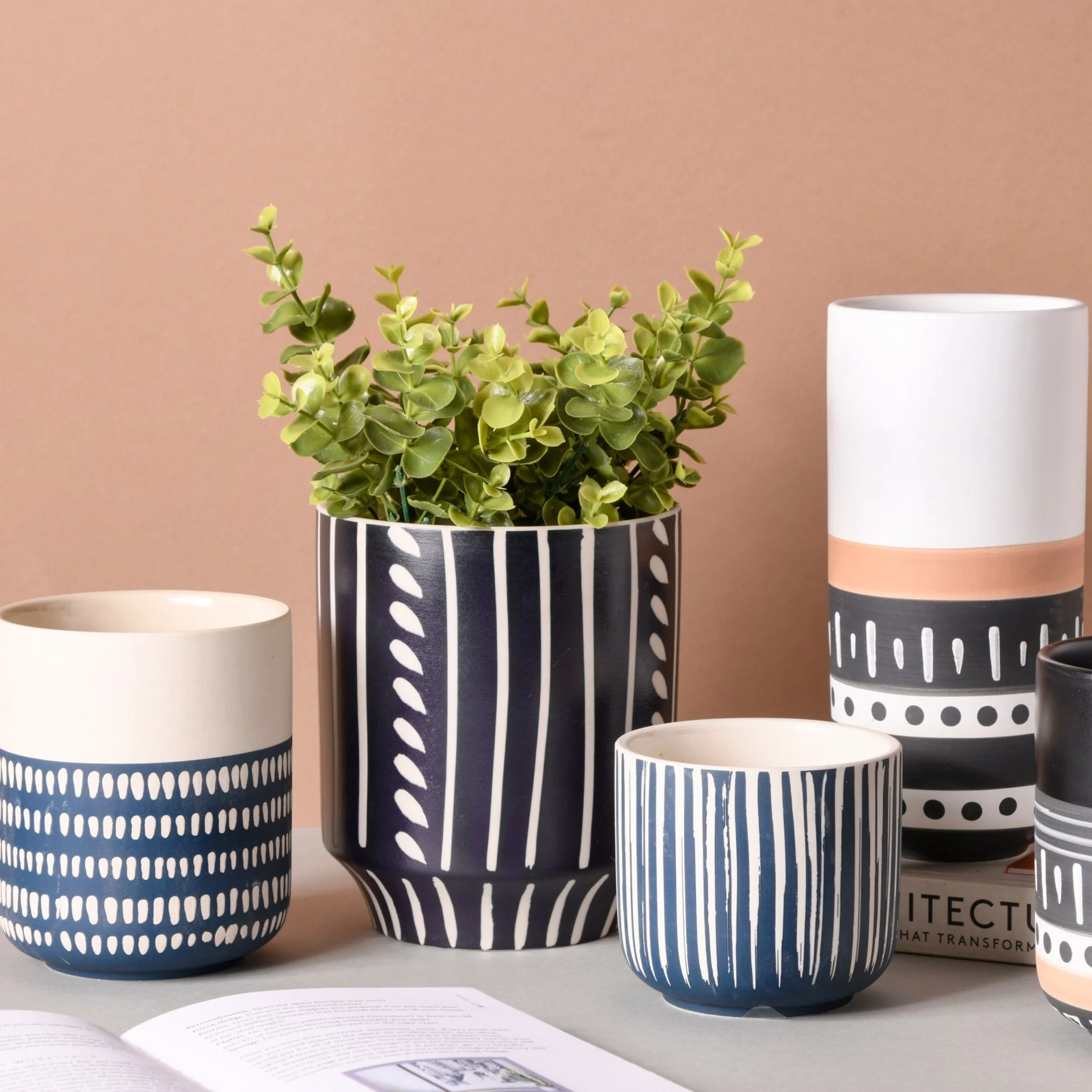 White Pattern Ceramic Pot - Image 5