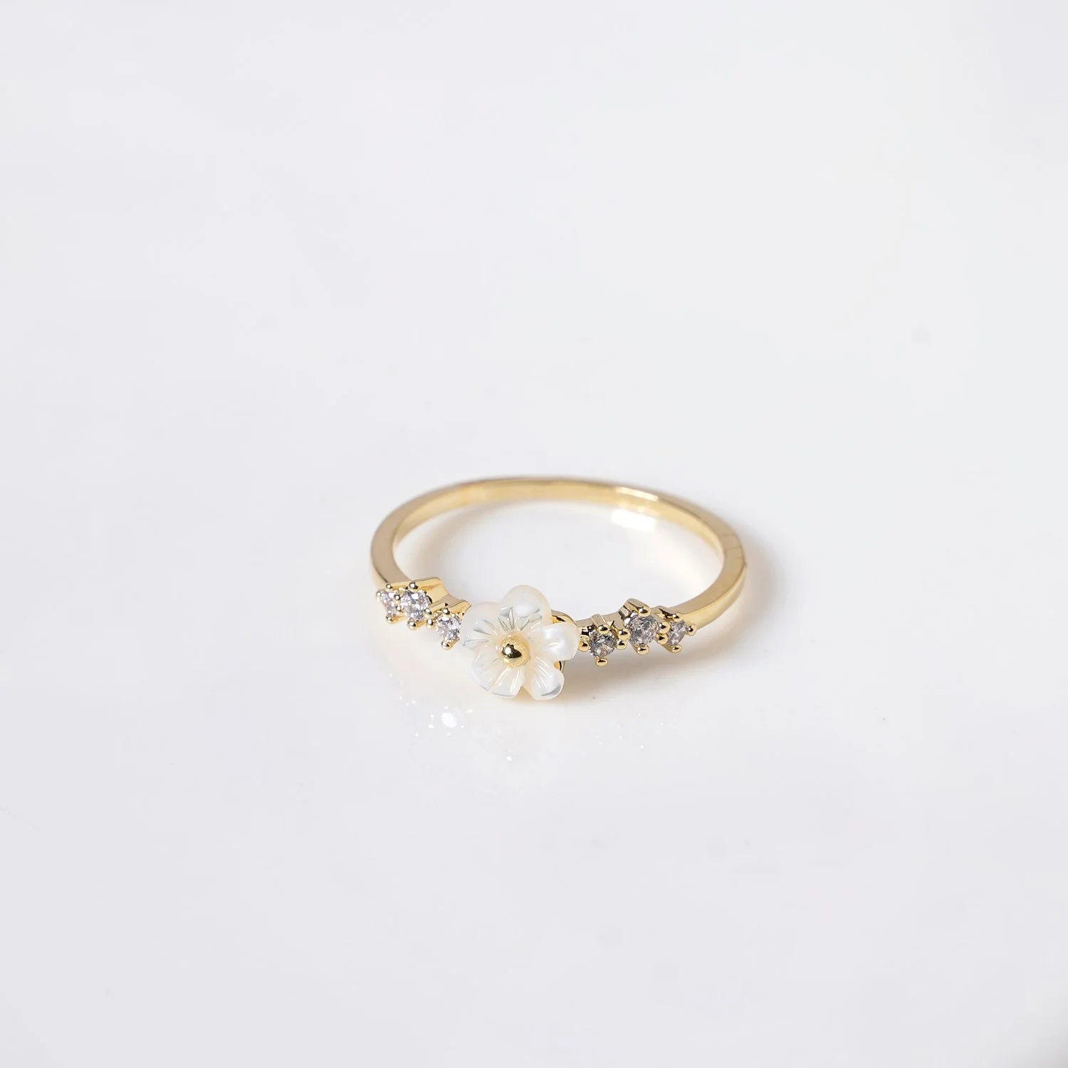 White Periwinkle Dainty Gold Ring