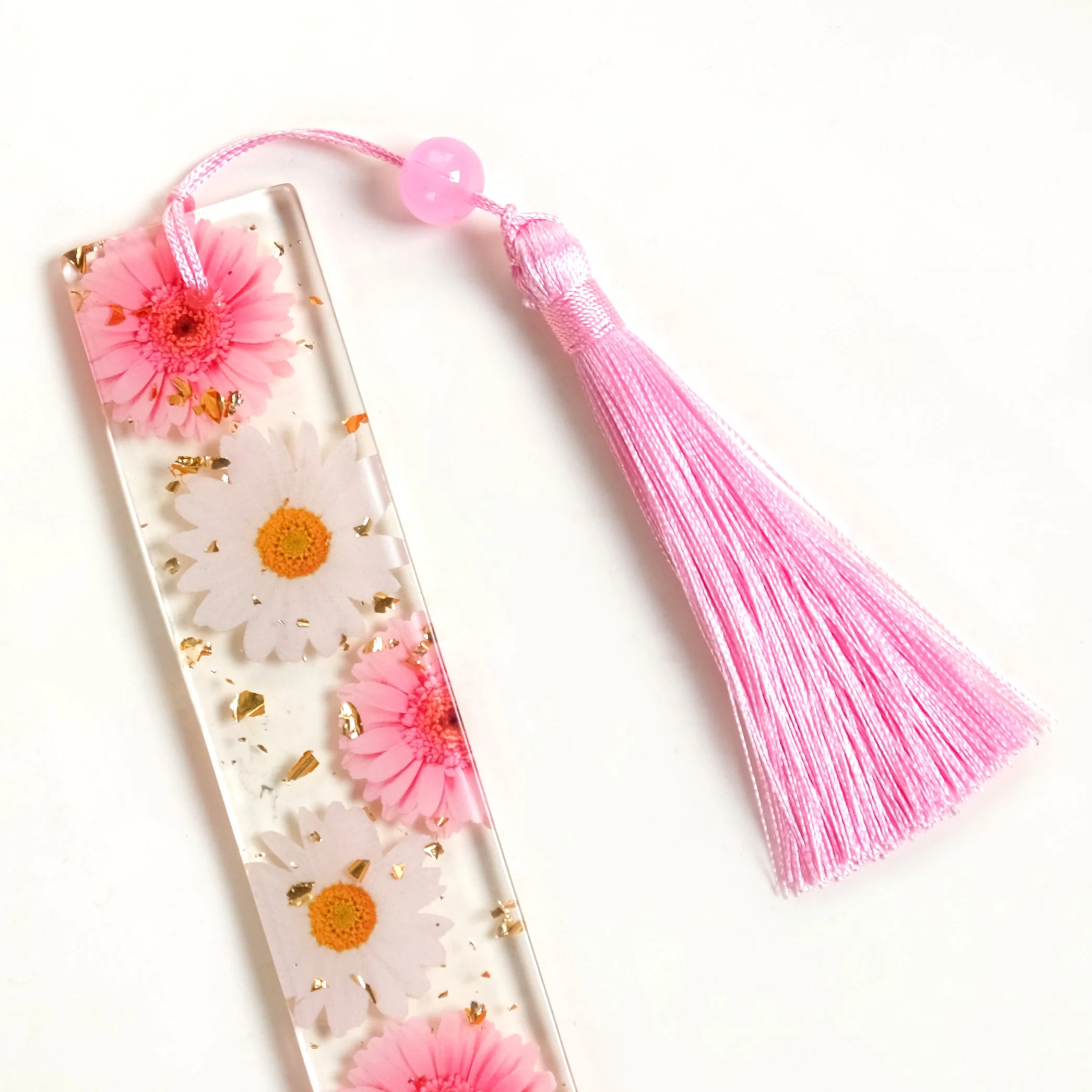 Wild Daisy Resin Bookmark With Pink Tassel - Image 6
