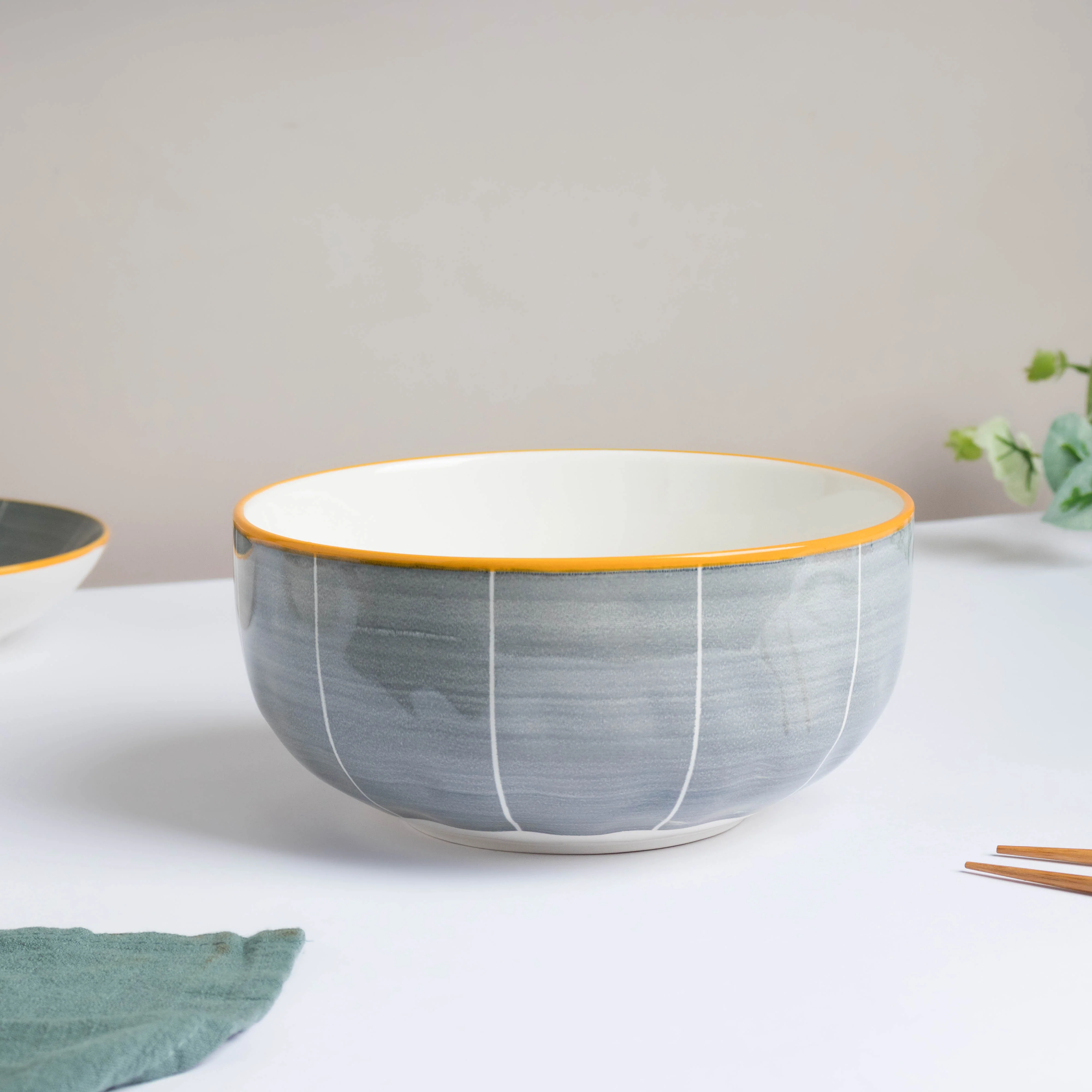 Willow Dark Grey Ceramic Serving Bowl 8 inch - Image 4