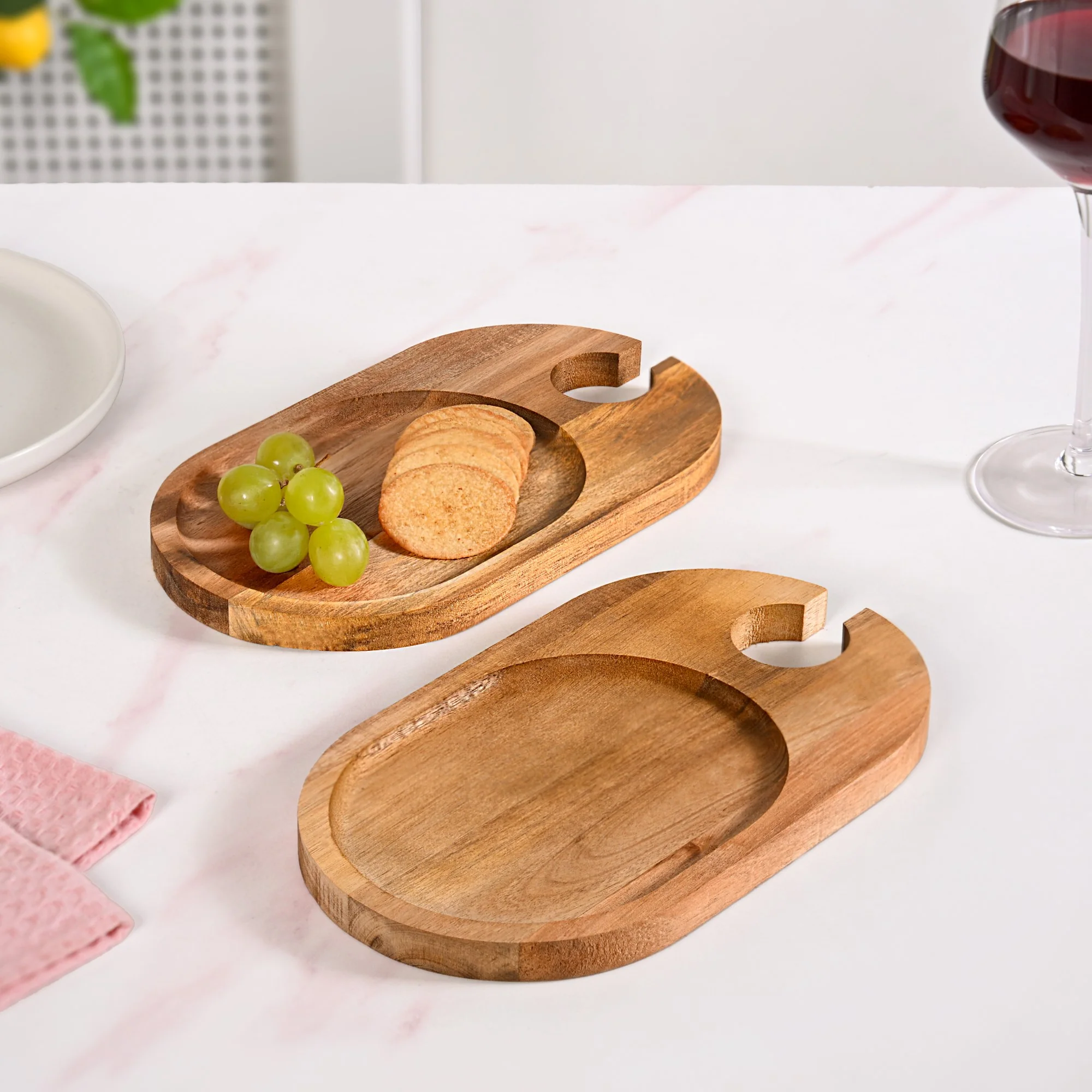 Wooden Appetiser Platter With Wine Glass Holder Set Of 2 9inch - Image 2