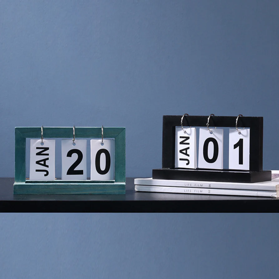 Wooden Table Calendar - Image 14