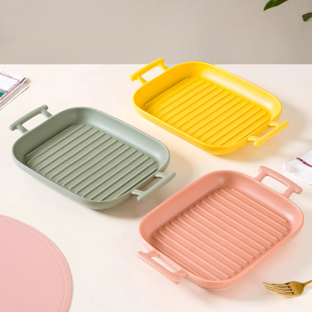 Baking Plate with Handle