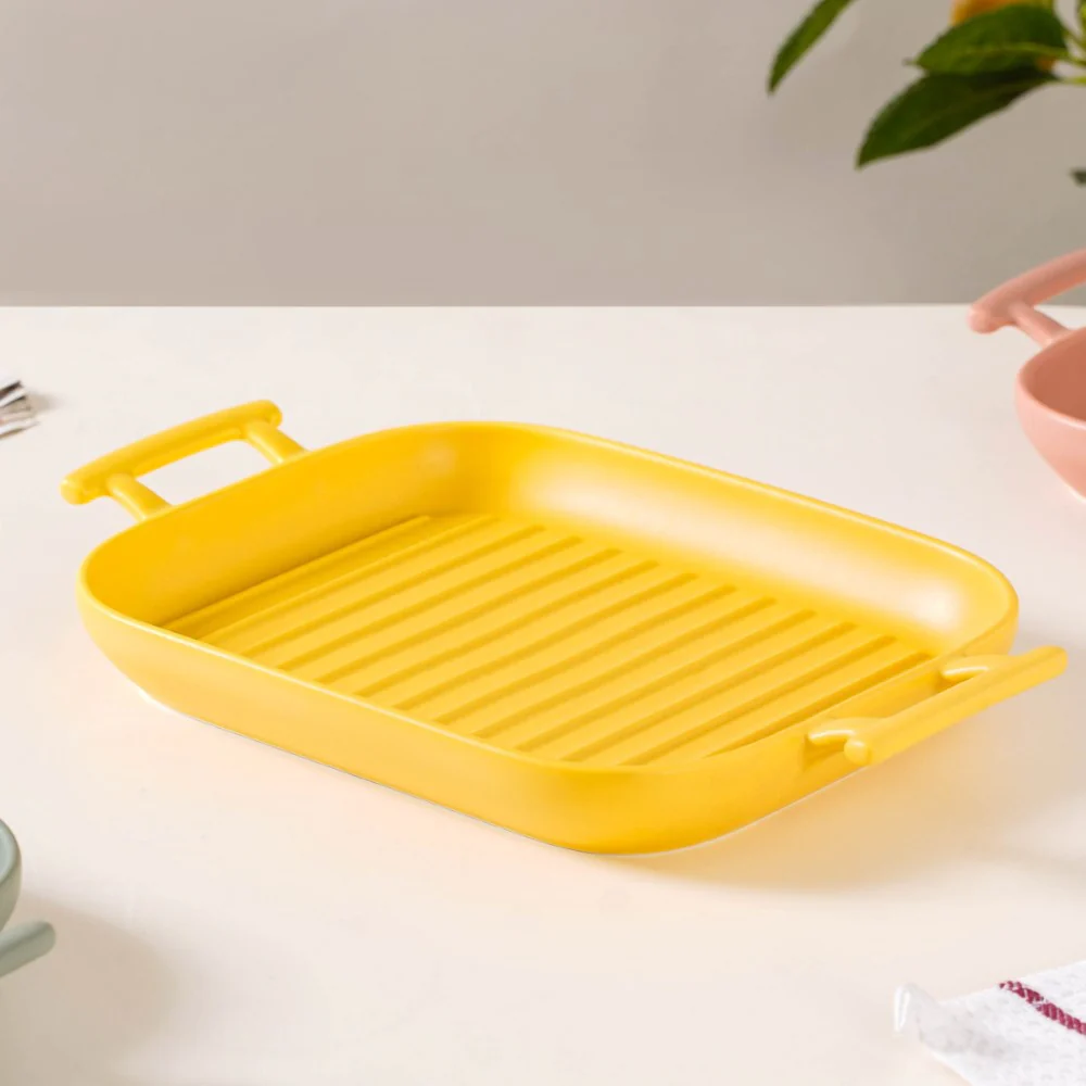Baking Plate with Handle - Image 10