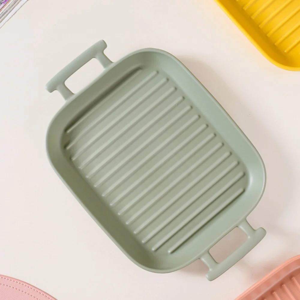 Baking Plate with Handle - Image 7