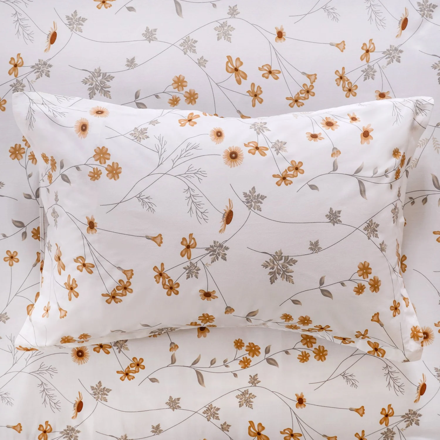 Yellow Floral Printed 180 TC Pure Cotton Bedding Set For King Size Bed 275x275 cm - Image 3