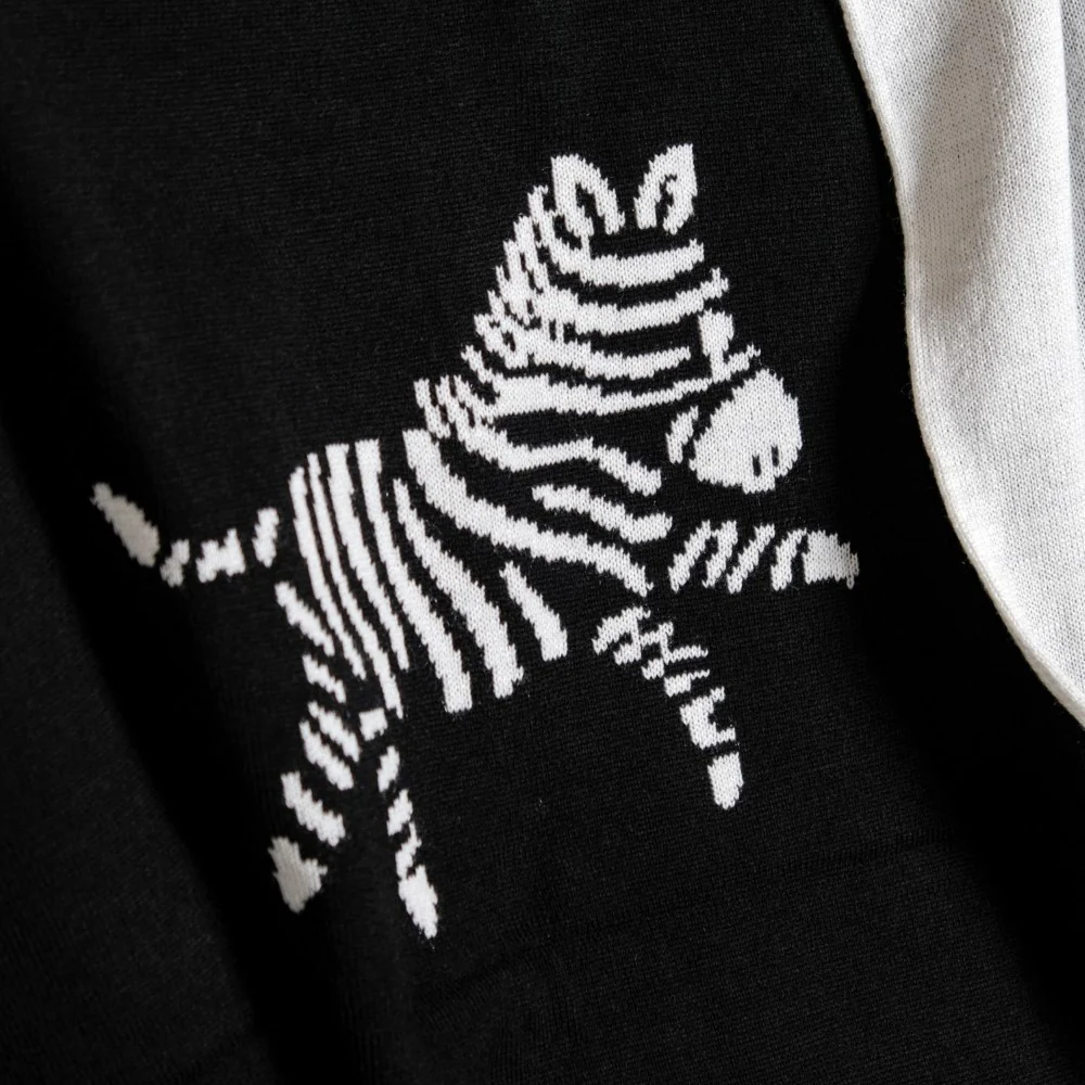 Zebra Reversible Throw Blanket - Image 6