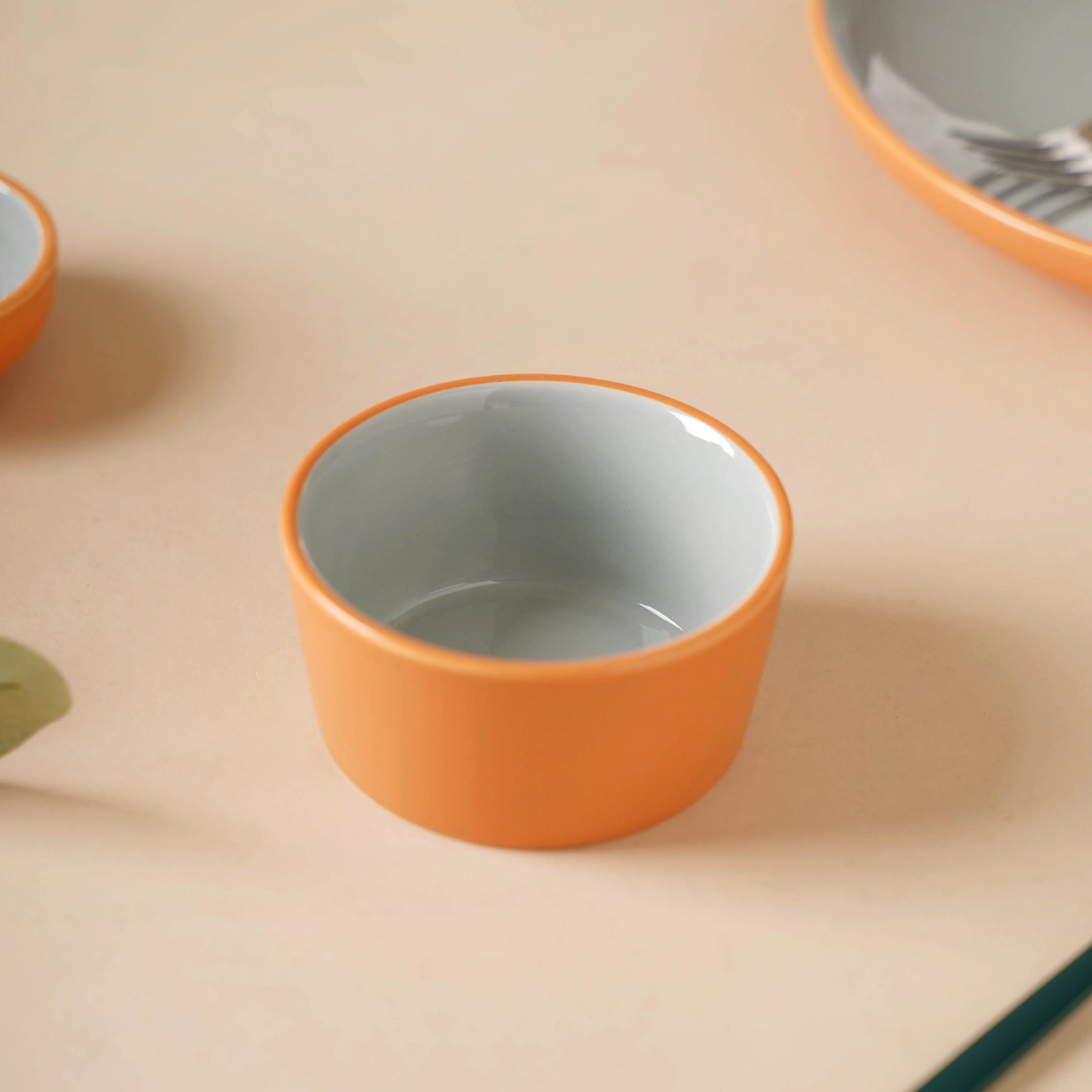 Zoella Grey 33 Piece Dinnerware For 6 - Image 10